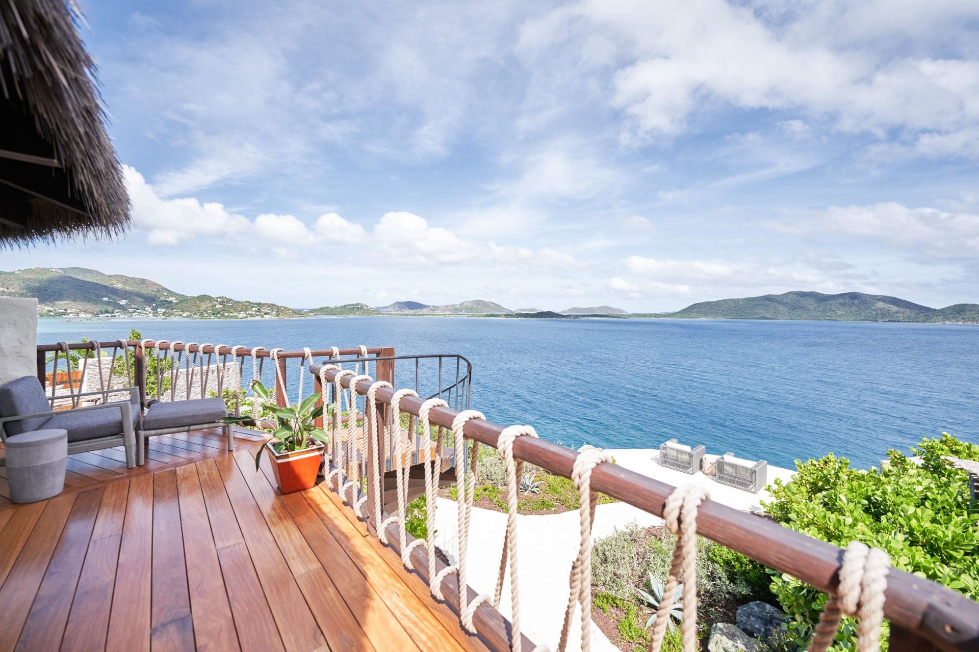 Aerial Honor Room — luxury villa photo 6