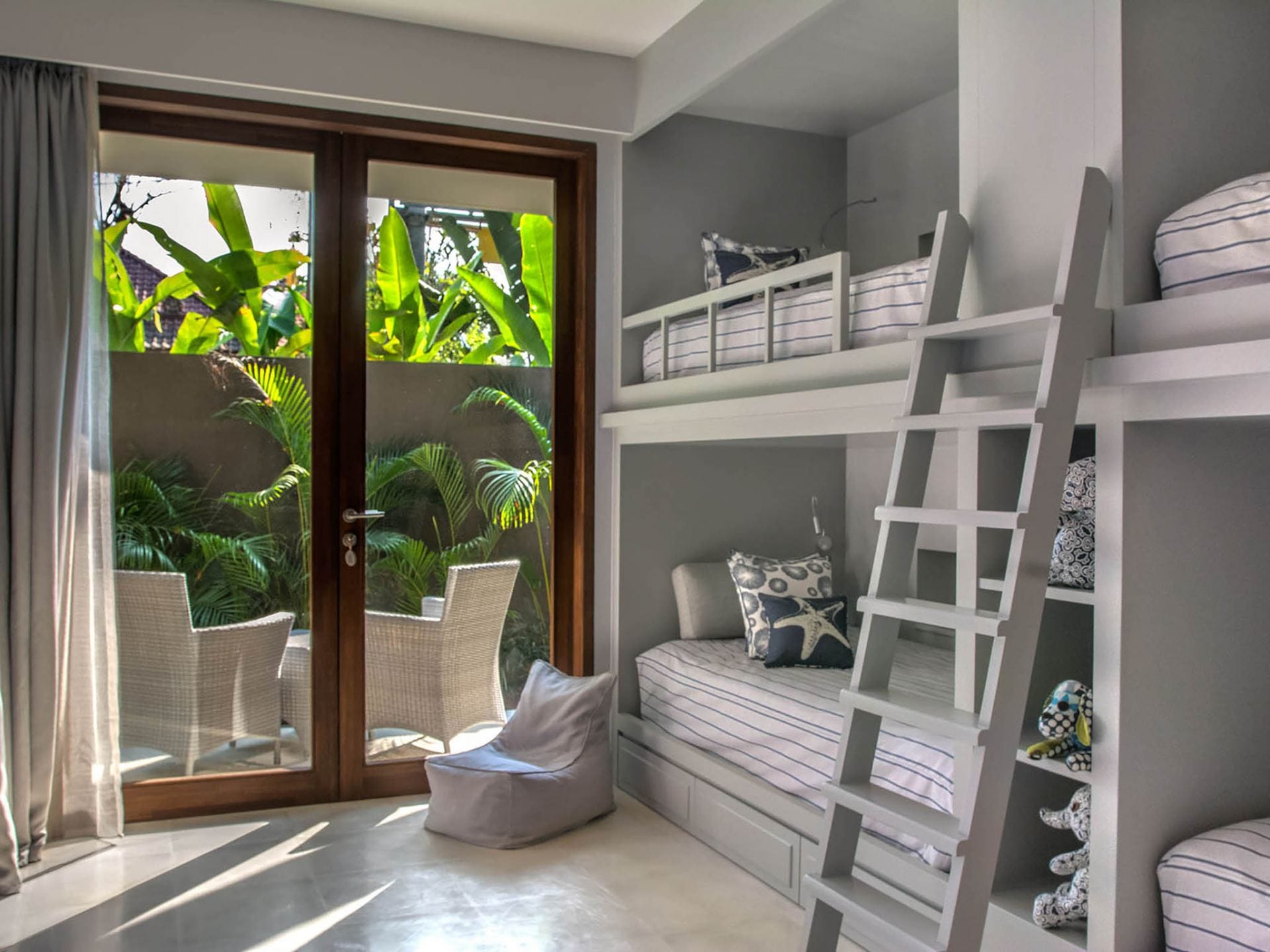 Seseh Beach Villas — luxury villa photo 1