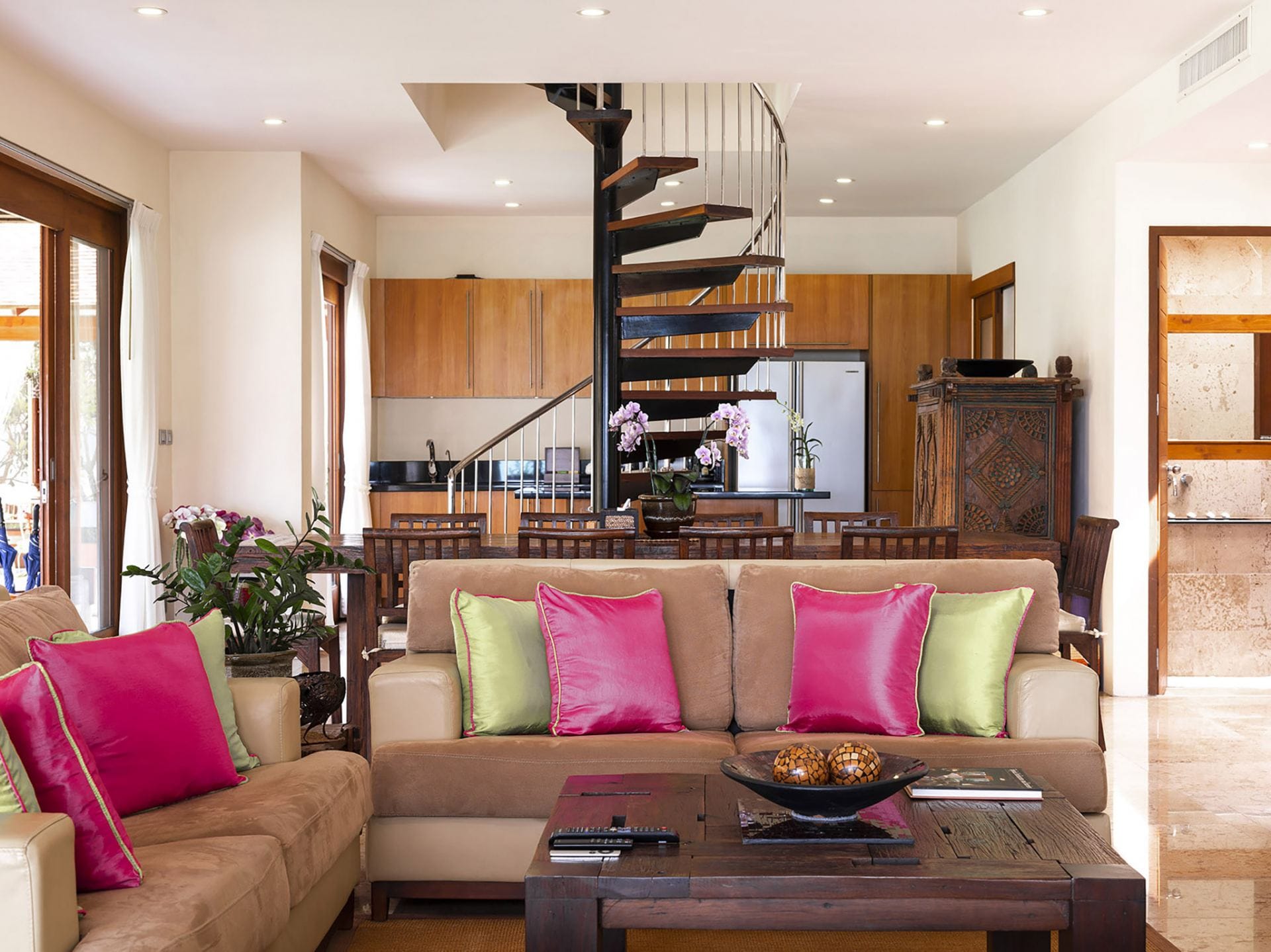 Tawantok Beach Villas — luxury villa photo 2