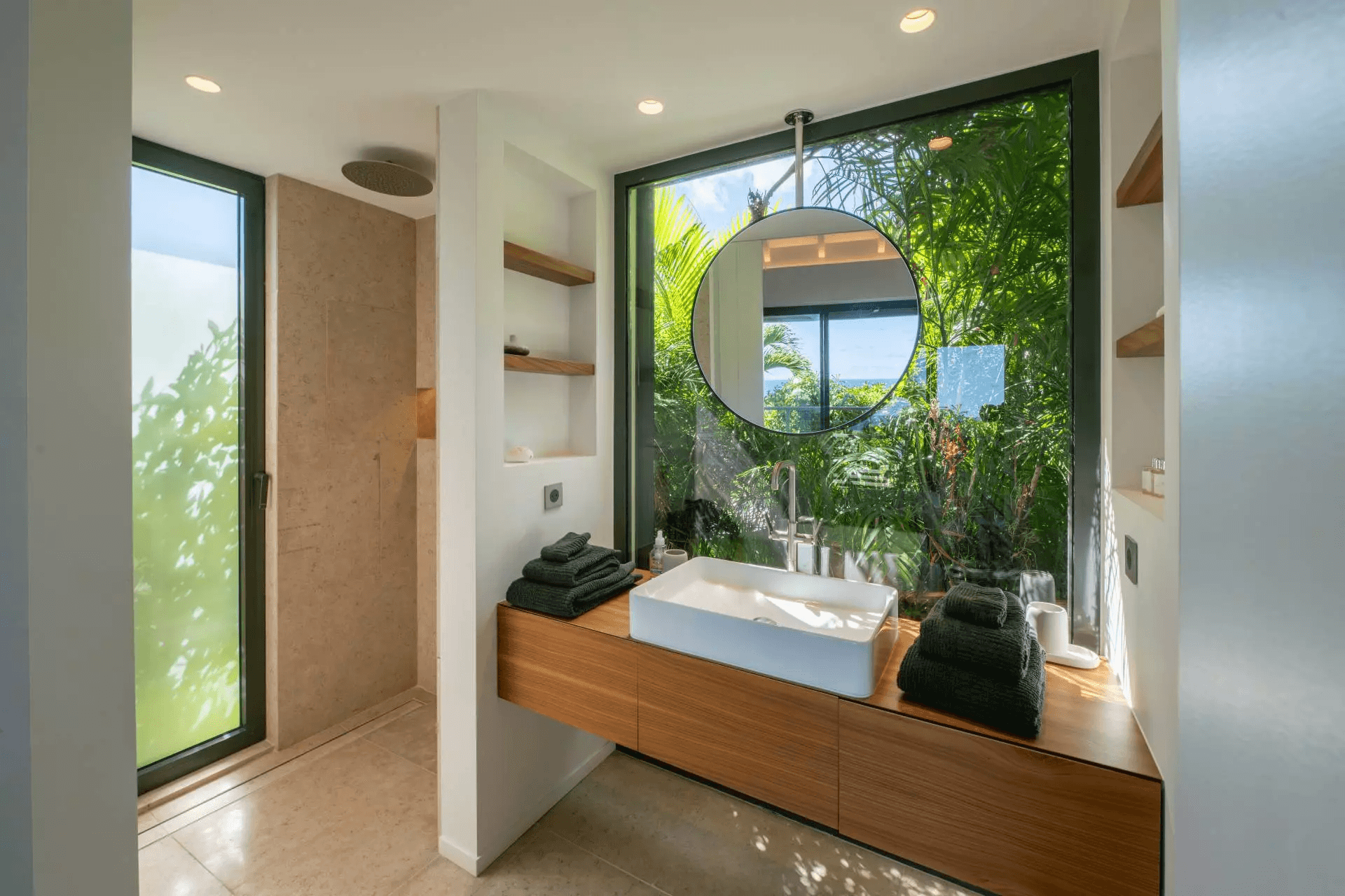Villa Kaz — luxury villa photo 1
