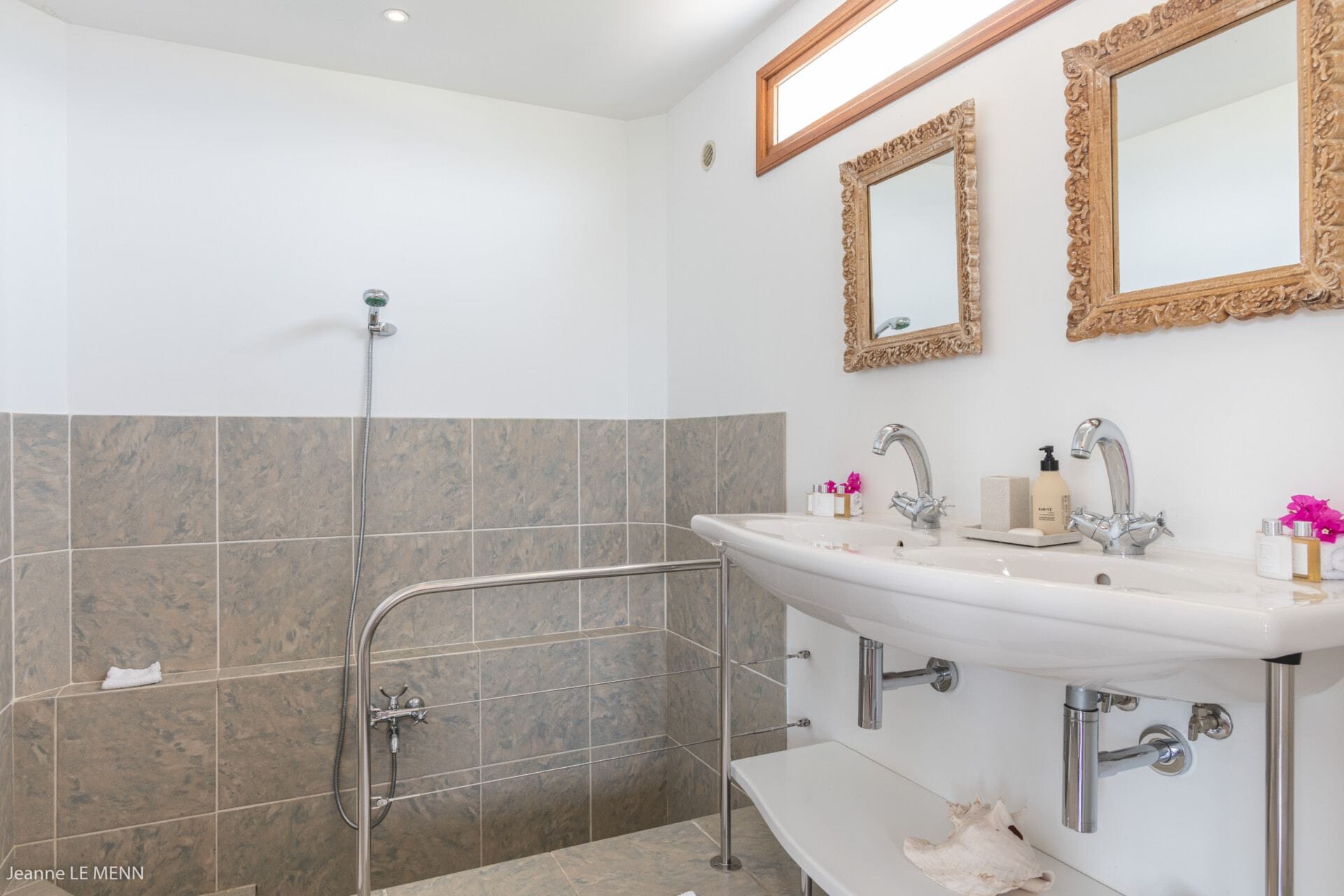 Villa Oceans 5 — luxury villa photo 2