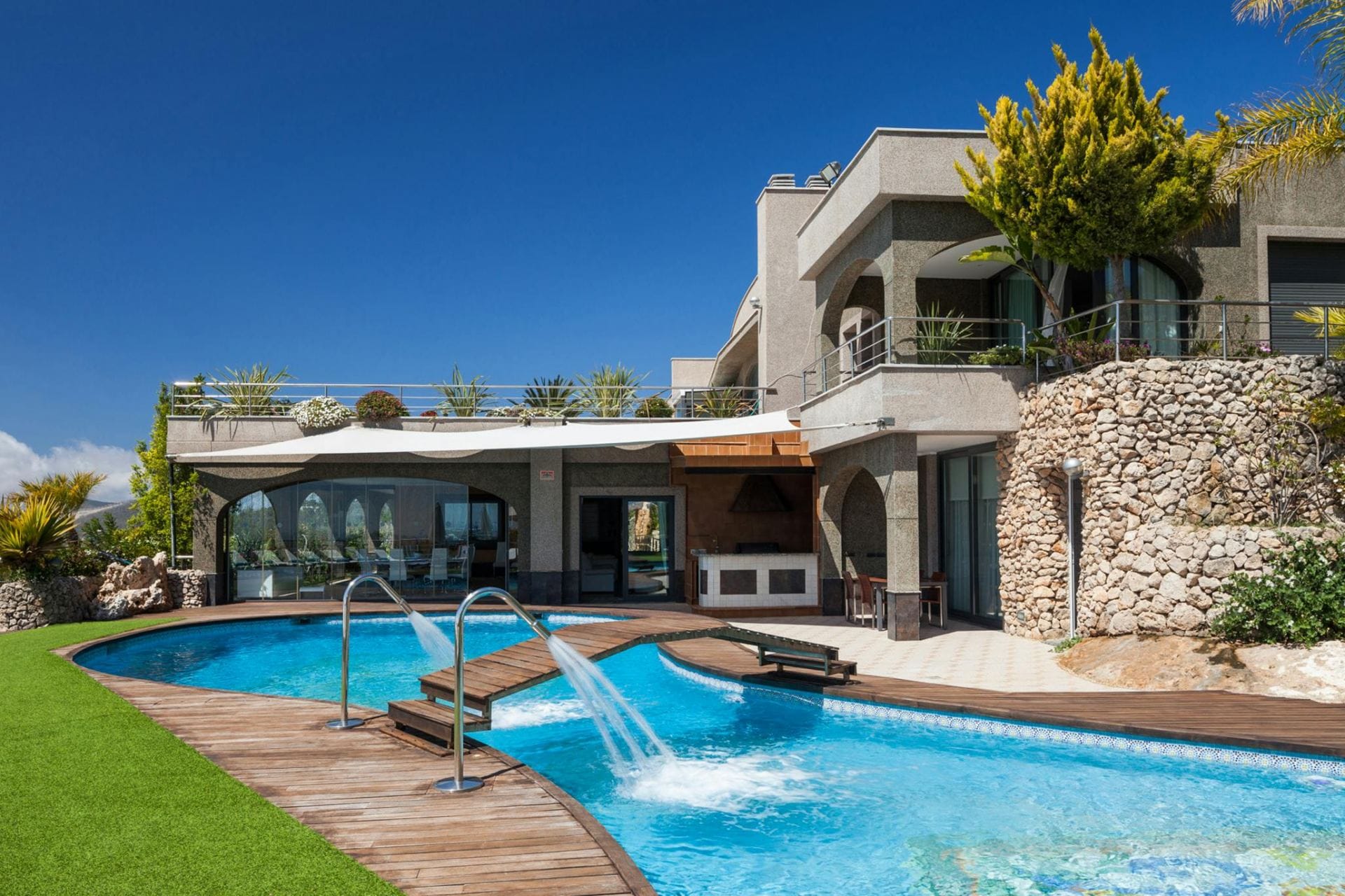 Villa Miami — luxury villa photo 1