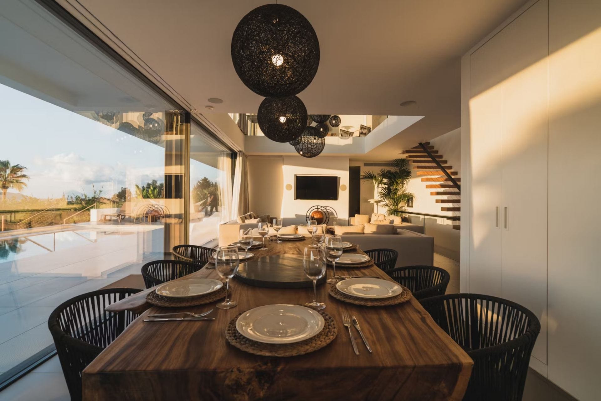 Villa Enja — luxury villa photo 2