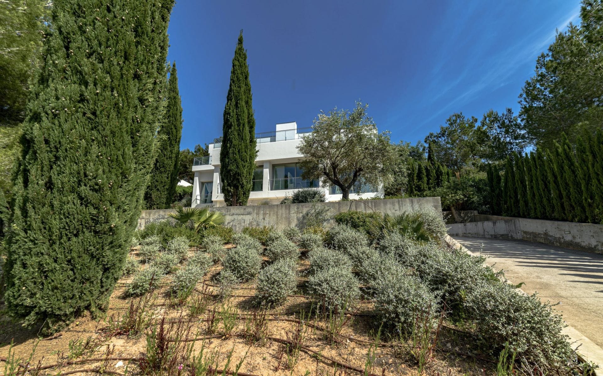 Villa Zuko — luxury villa photo 1