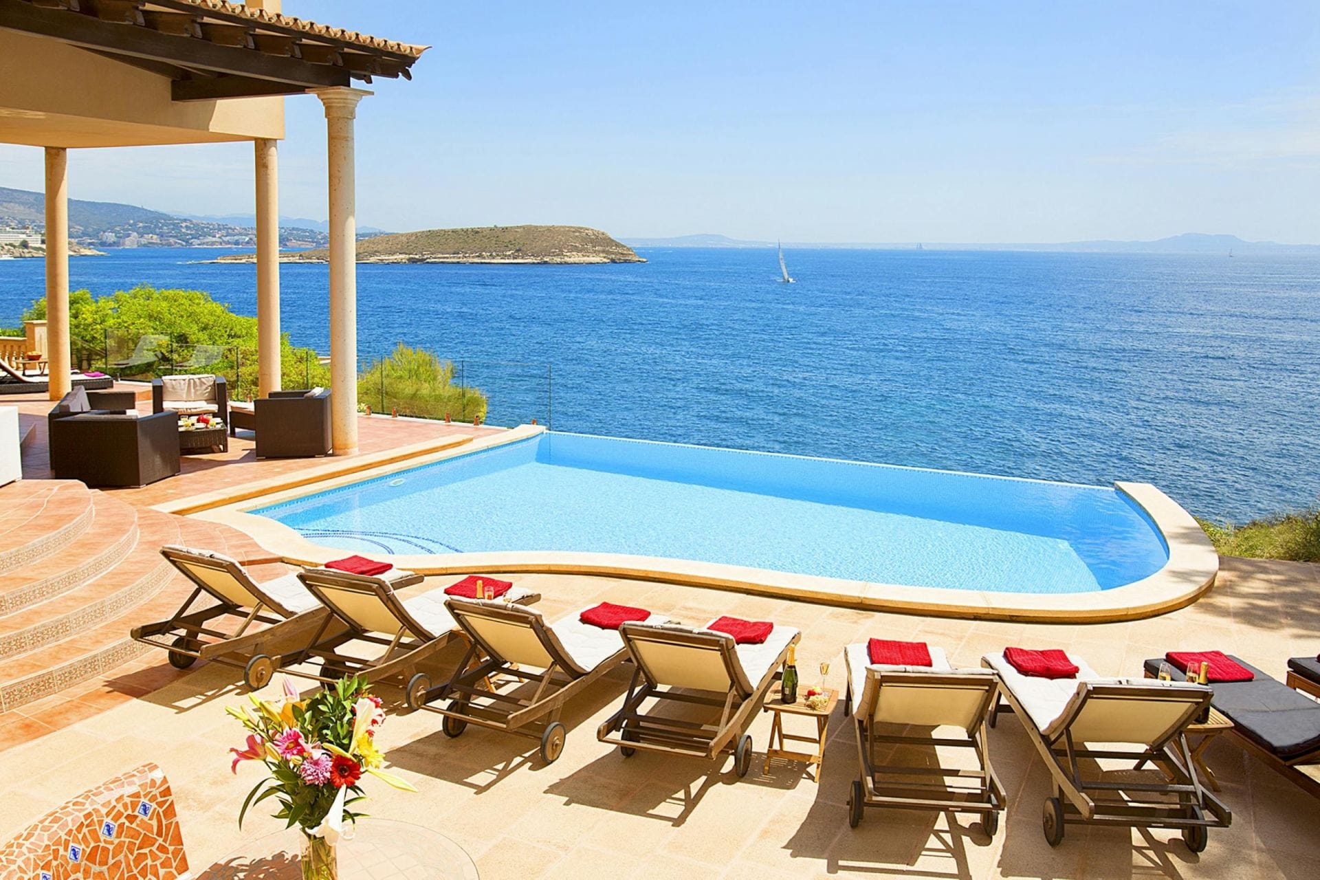 Villa Cabello — luxury villa photo 1