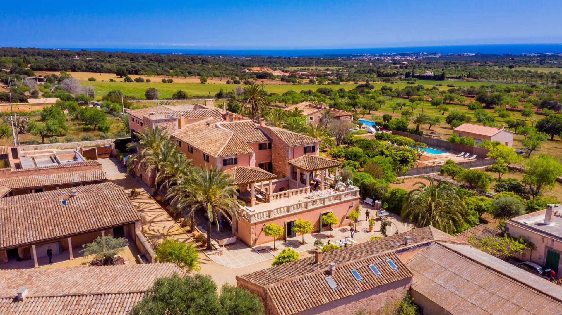 Palacio De S Horta — luxury villa photo 2