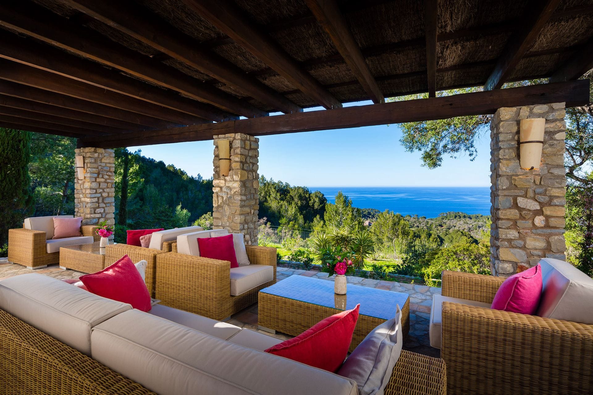 Villa Santiago — luxury villa photo 2