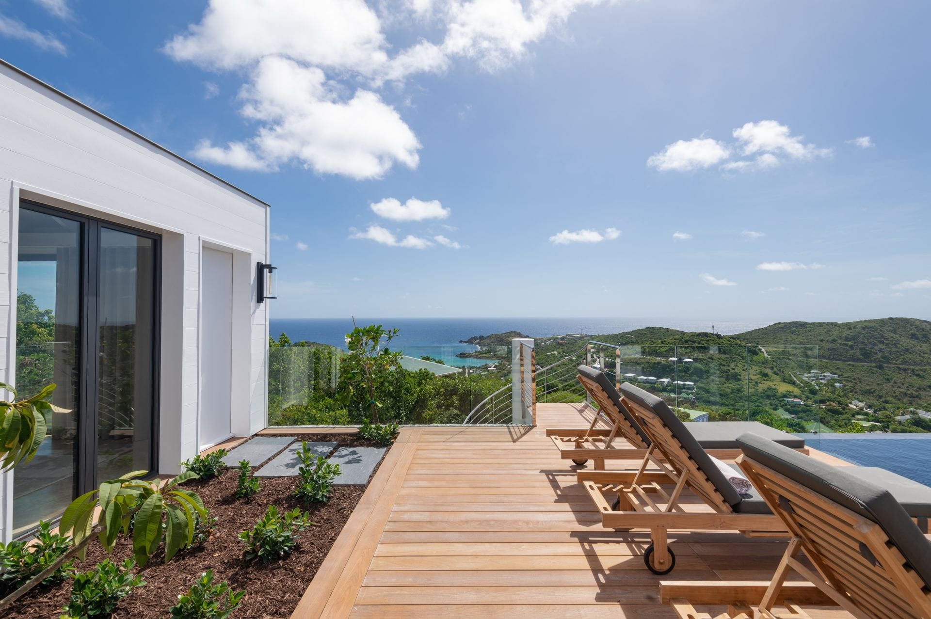 Villa Scarlett — luxury villa photo 40