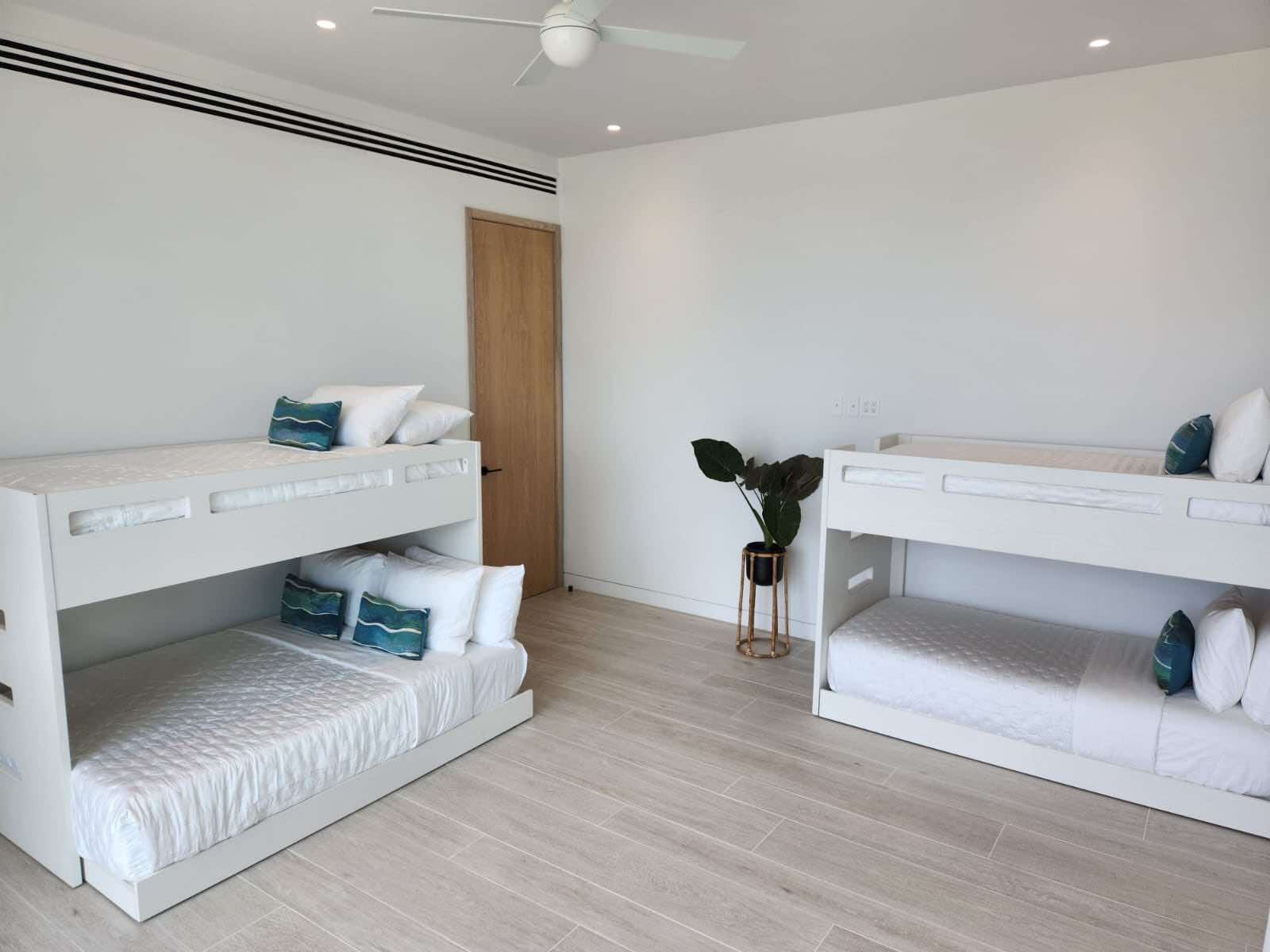 Emerald Breeze — luxury villa photo 2