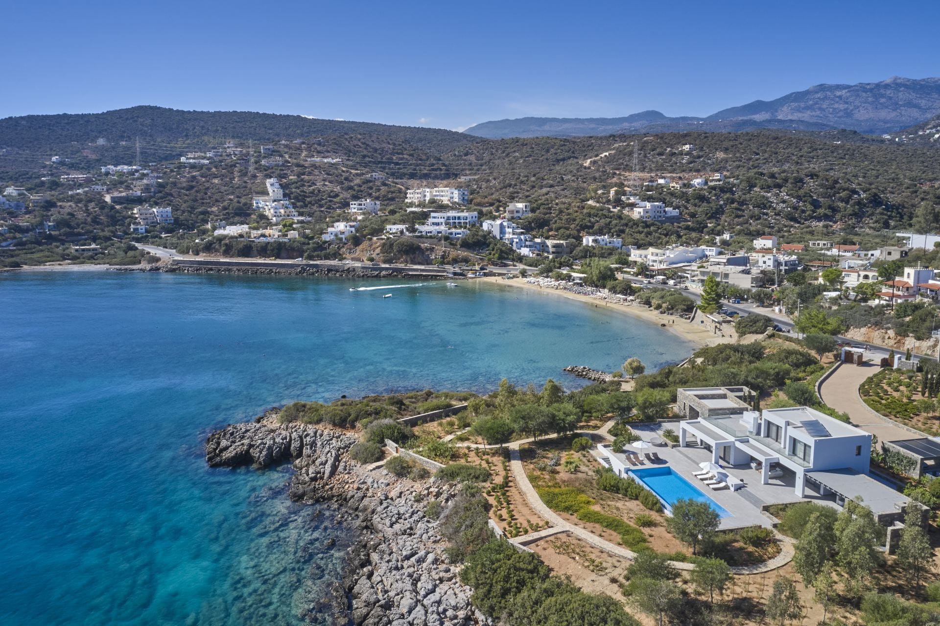 H2O Art Beach Villa — luxury villa photo 1