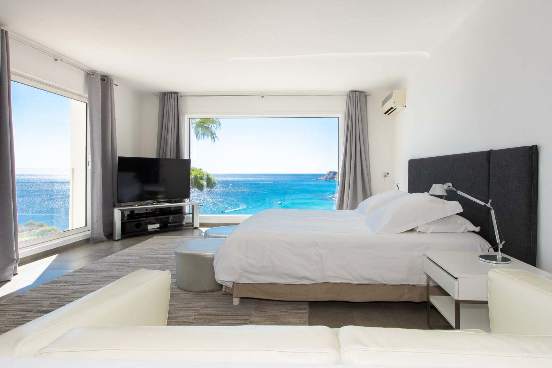 Villa Just Fabulous — luxury villa photo 2