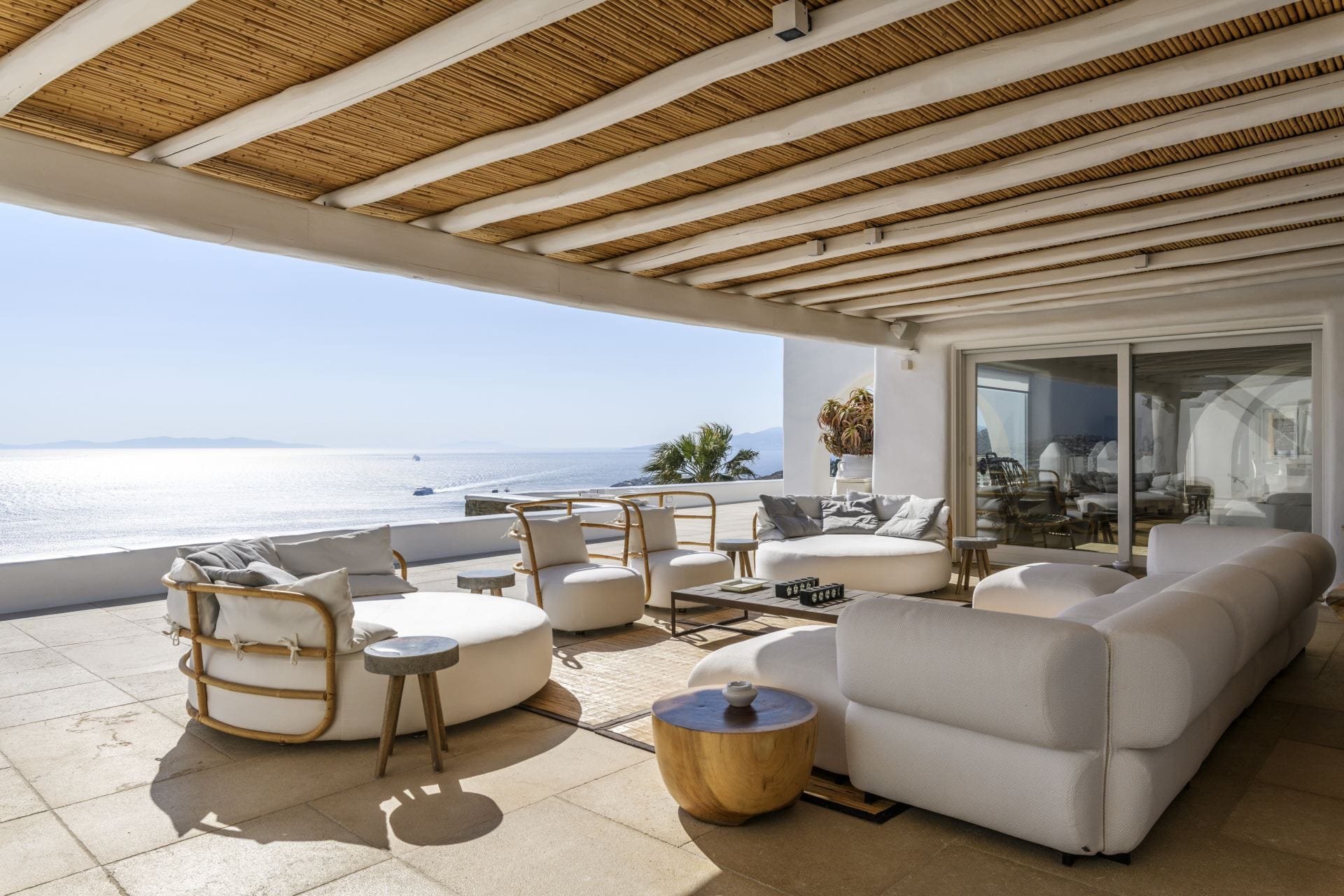Villa Breeze — luxury villa photo 2