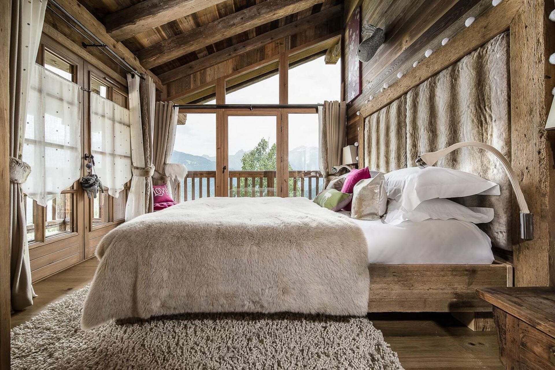 Chalet 4 — luxury villa photo 2