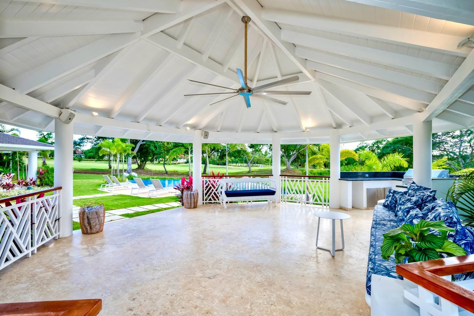 Villa Del Mar — luxury villa photo 2