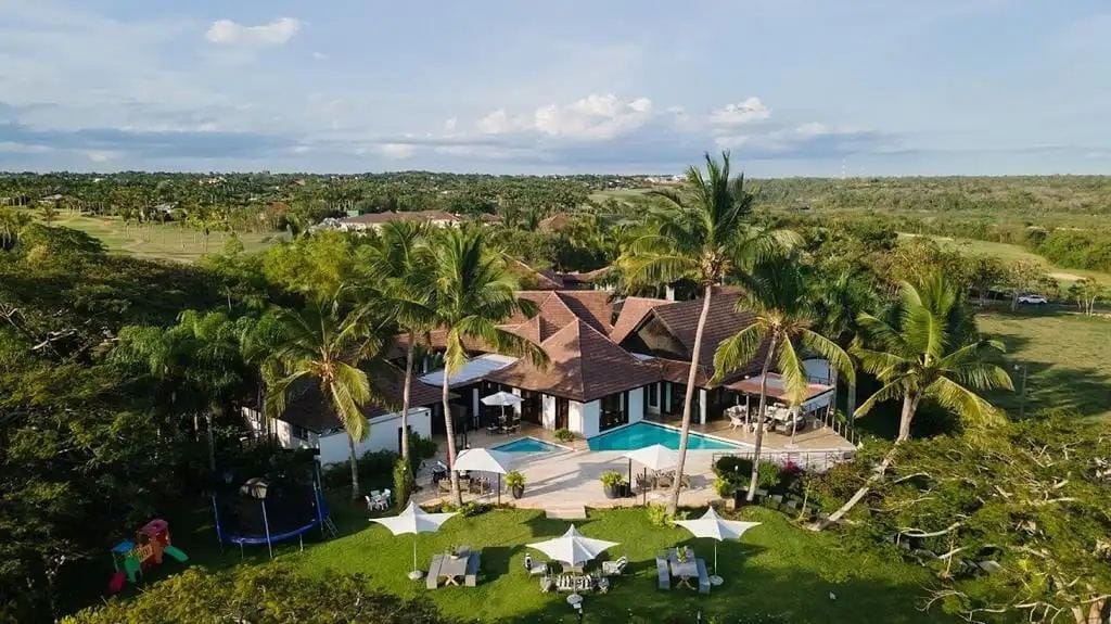 Villa Lorea — luxury villa photo 1