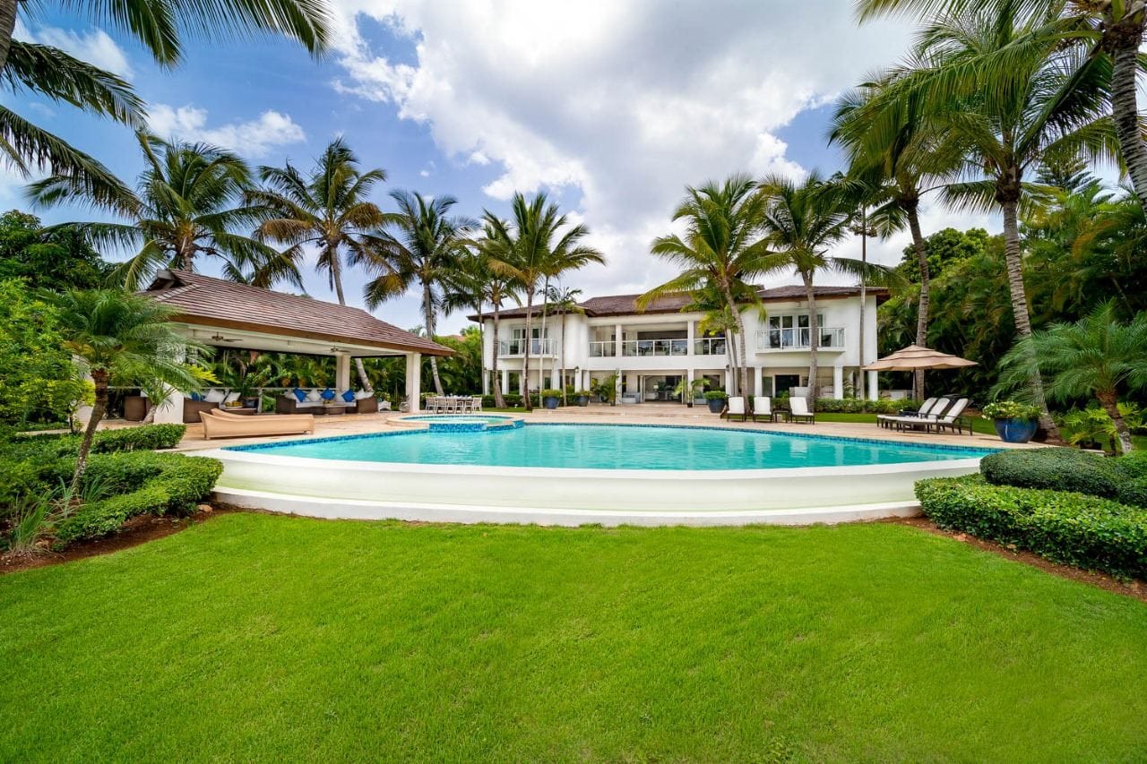 Villa Virtuosa — luxury villa photo 1