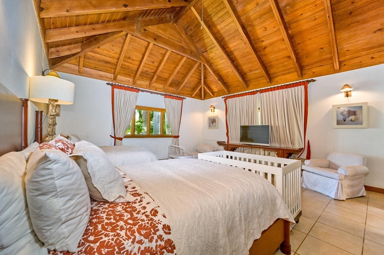 Villa Hendi — luxury villa photo 1