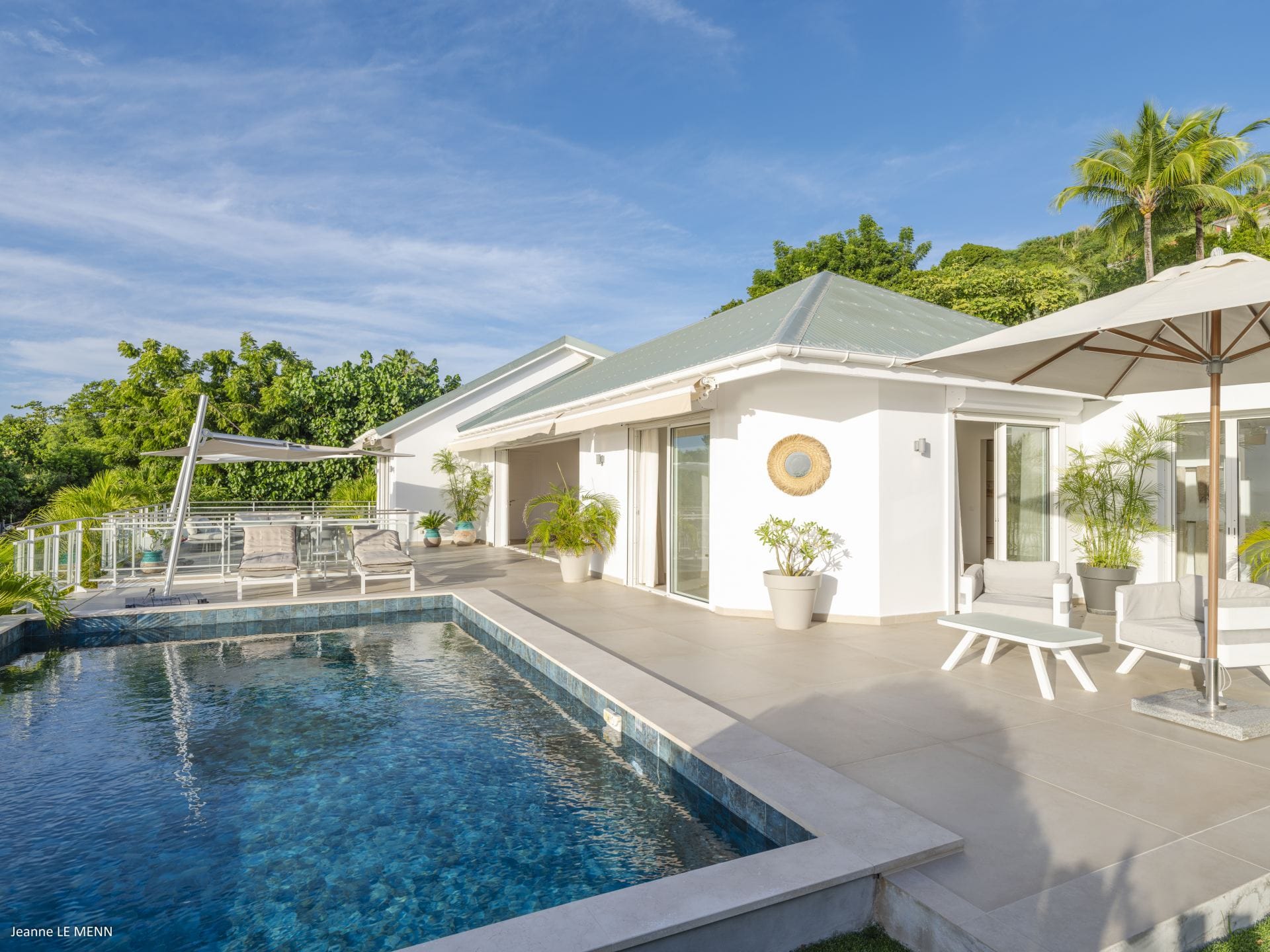 Only View — luxury villa photo 1