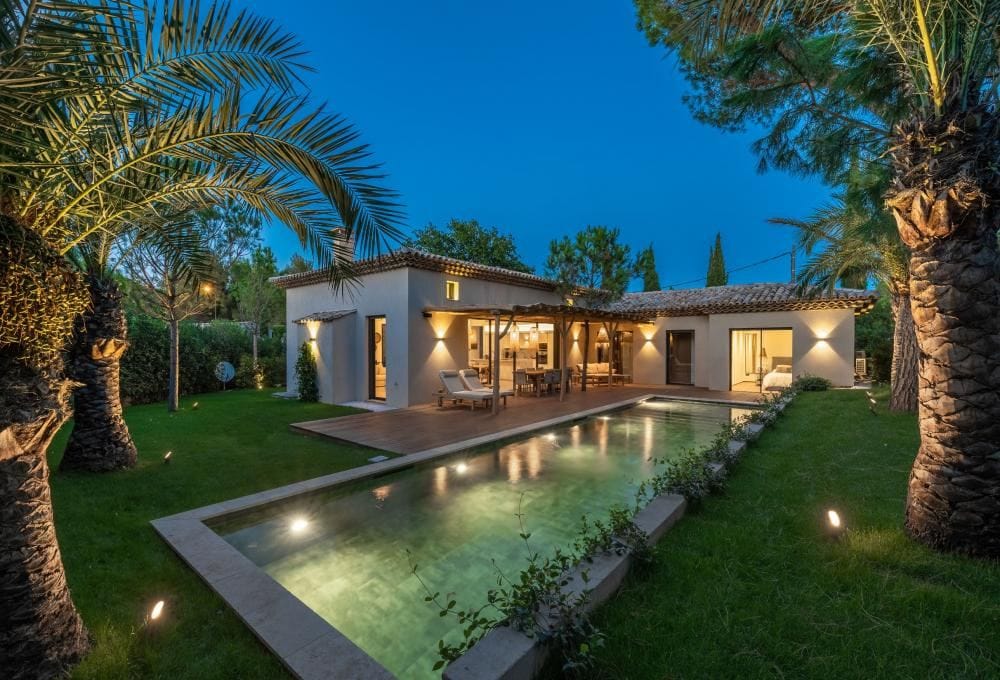 Villa Zara — luxury villa photo 1