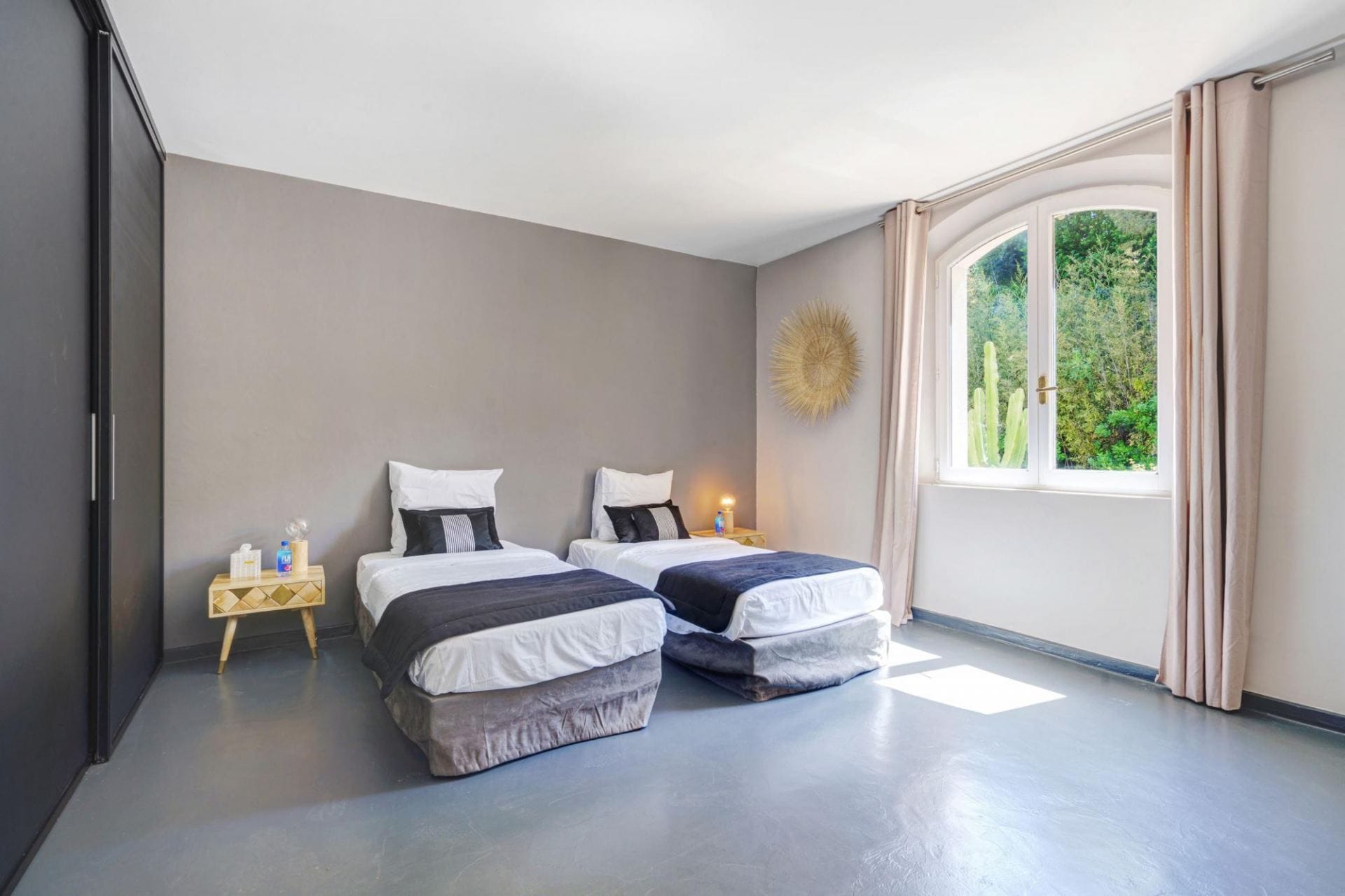 Villa Lissa — luxury villa photo 2