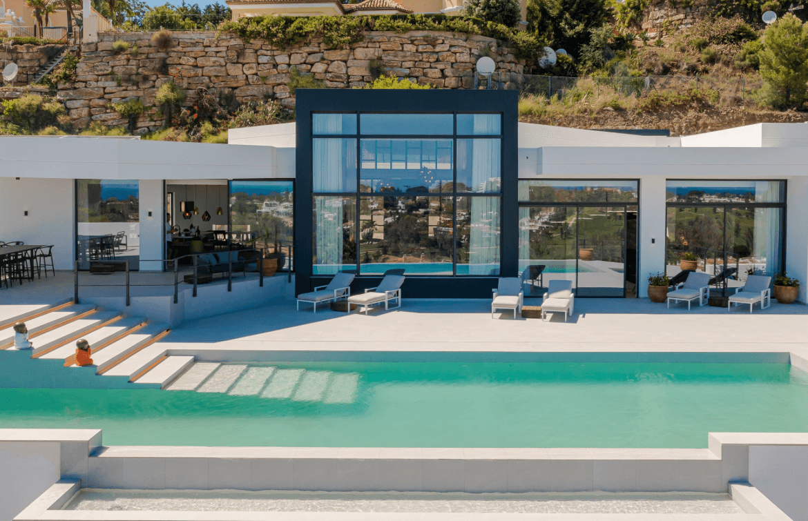 Villa Tres — luxury villa photo 1