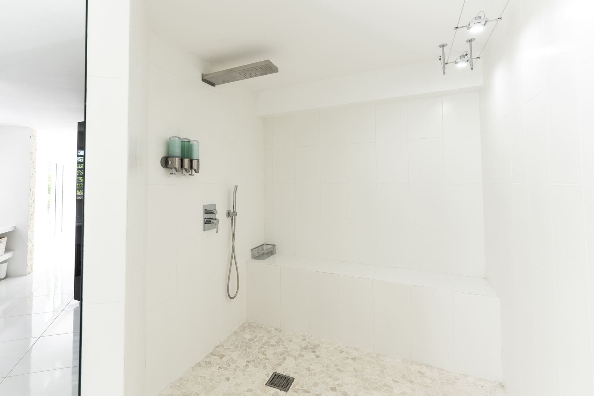 Villa Amethyst — luxury villa photo 47