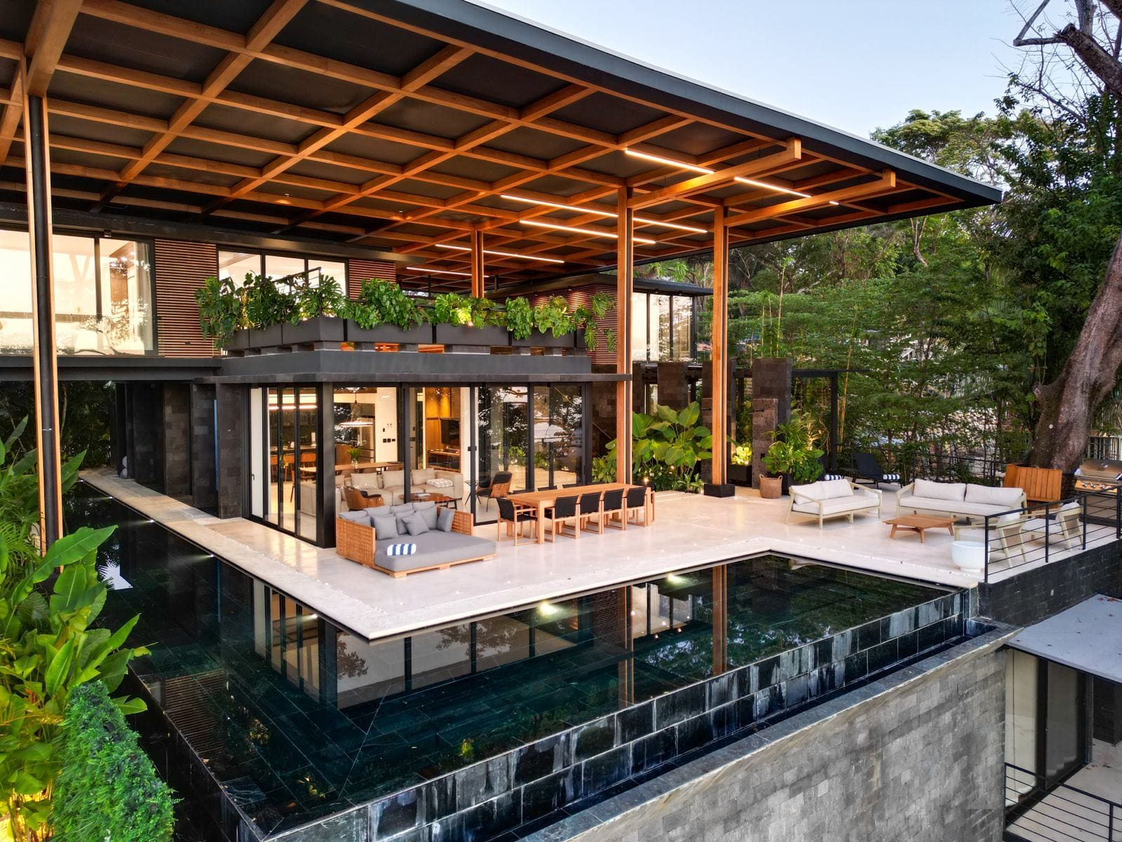 Magna Pacific Villas — luxury villa photo 120
