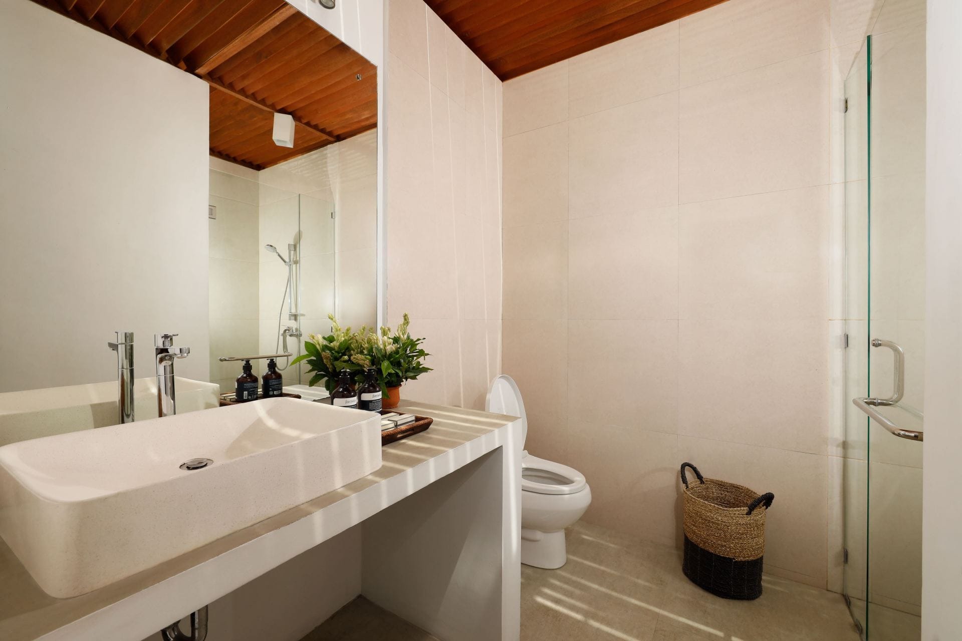Villa Omegia 7BDR — luxury villa photo 2