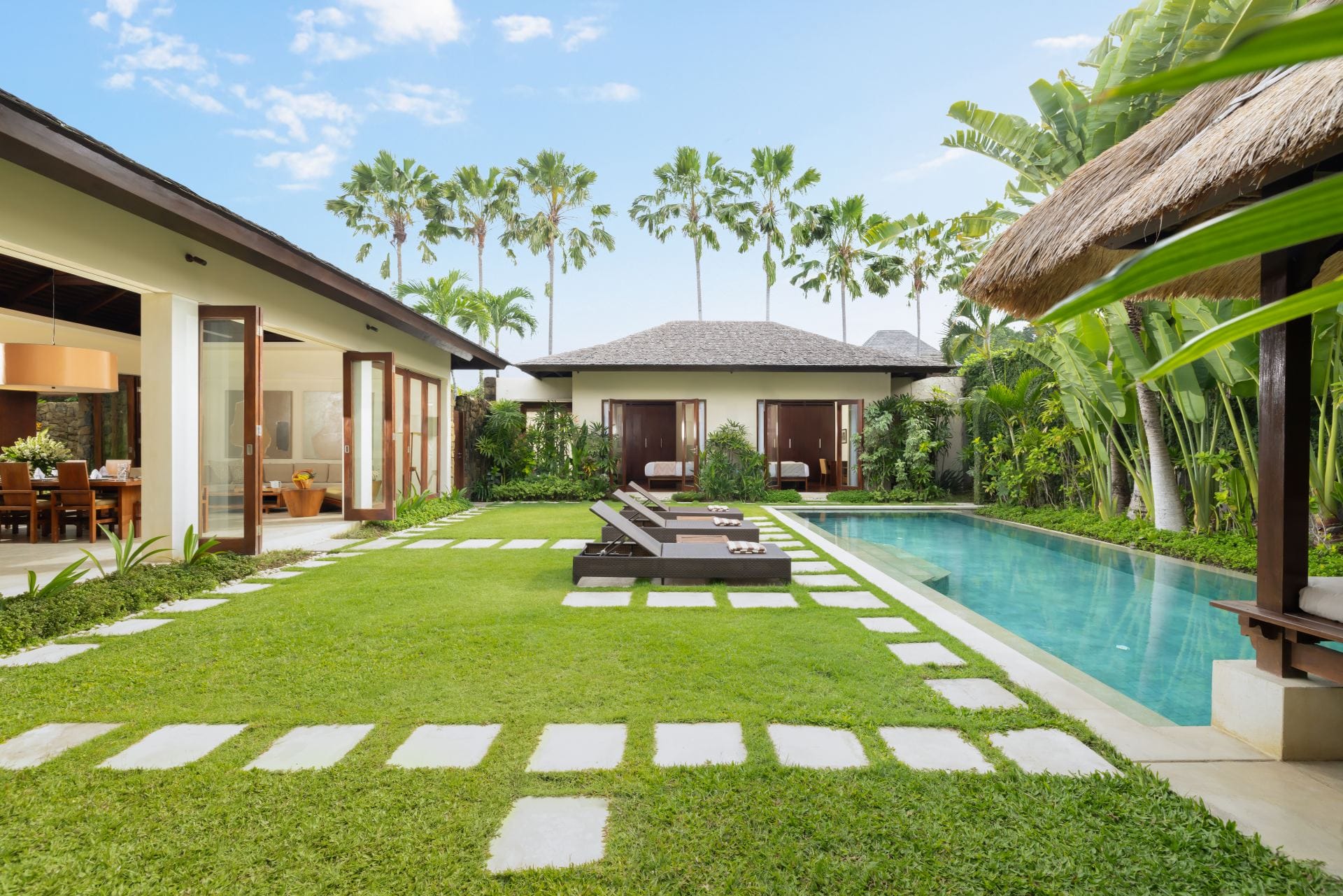 Villa The Suar Seminyak — luxury villa photo 1