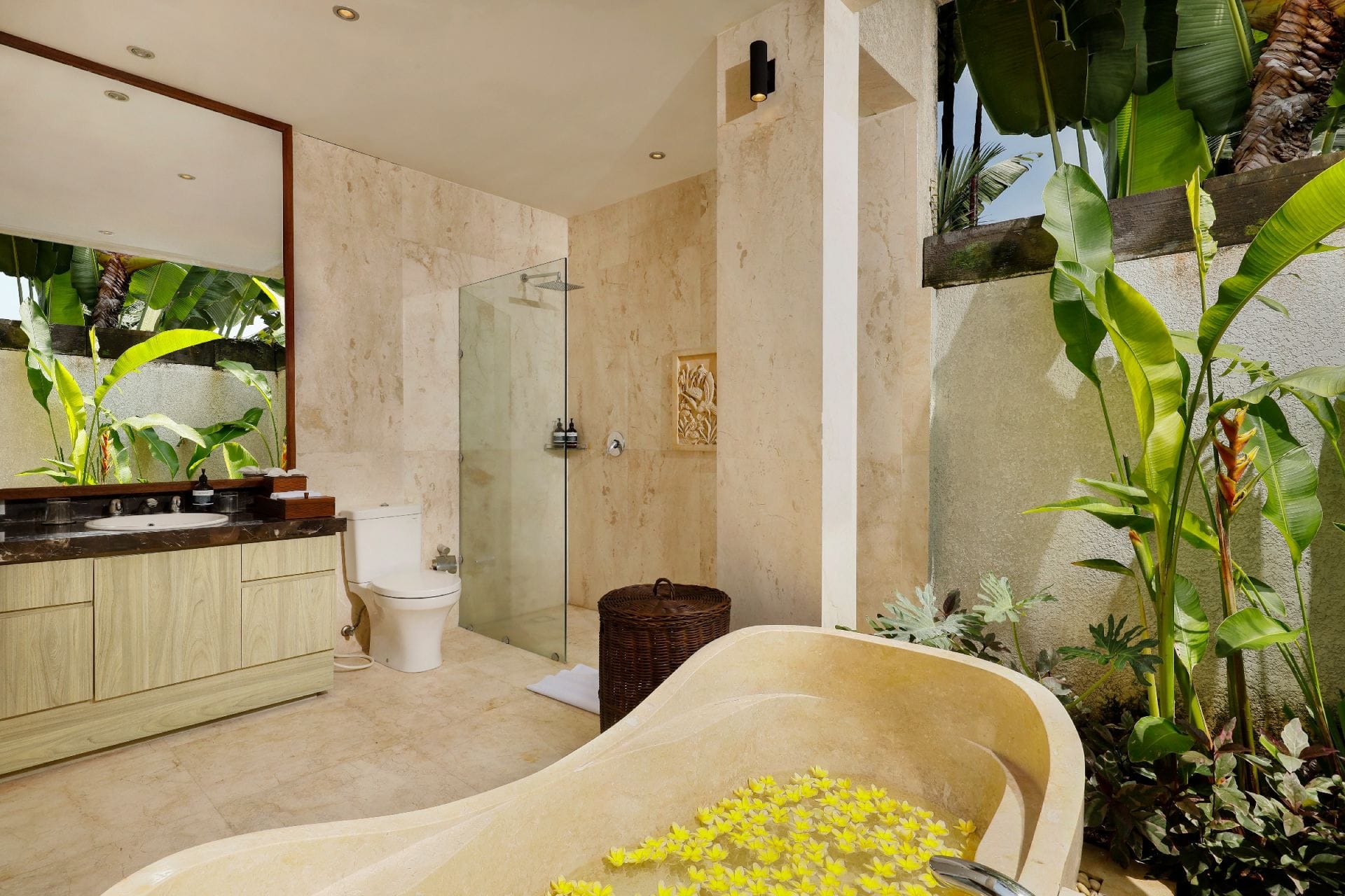 Villa Tenang — luxury villa photo 1