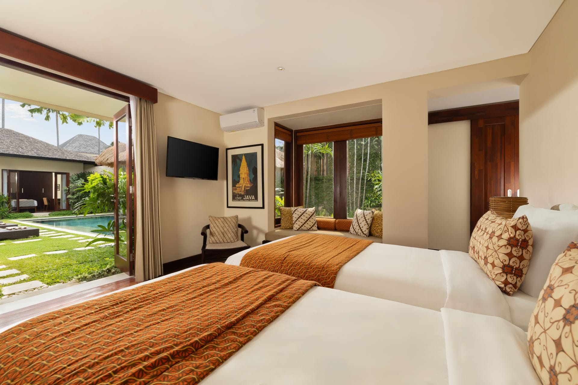 Villa The Suar Seminyak — luxury villa photo 19