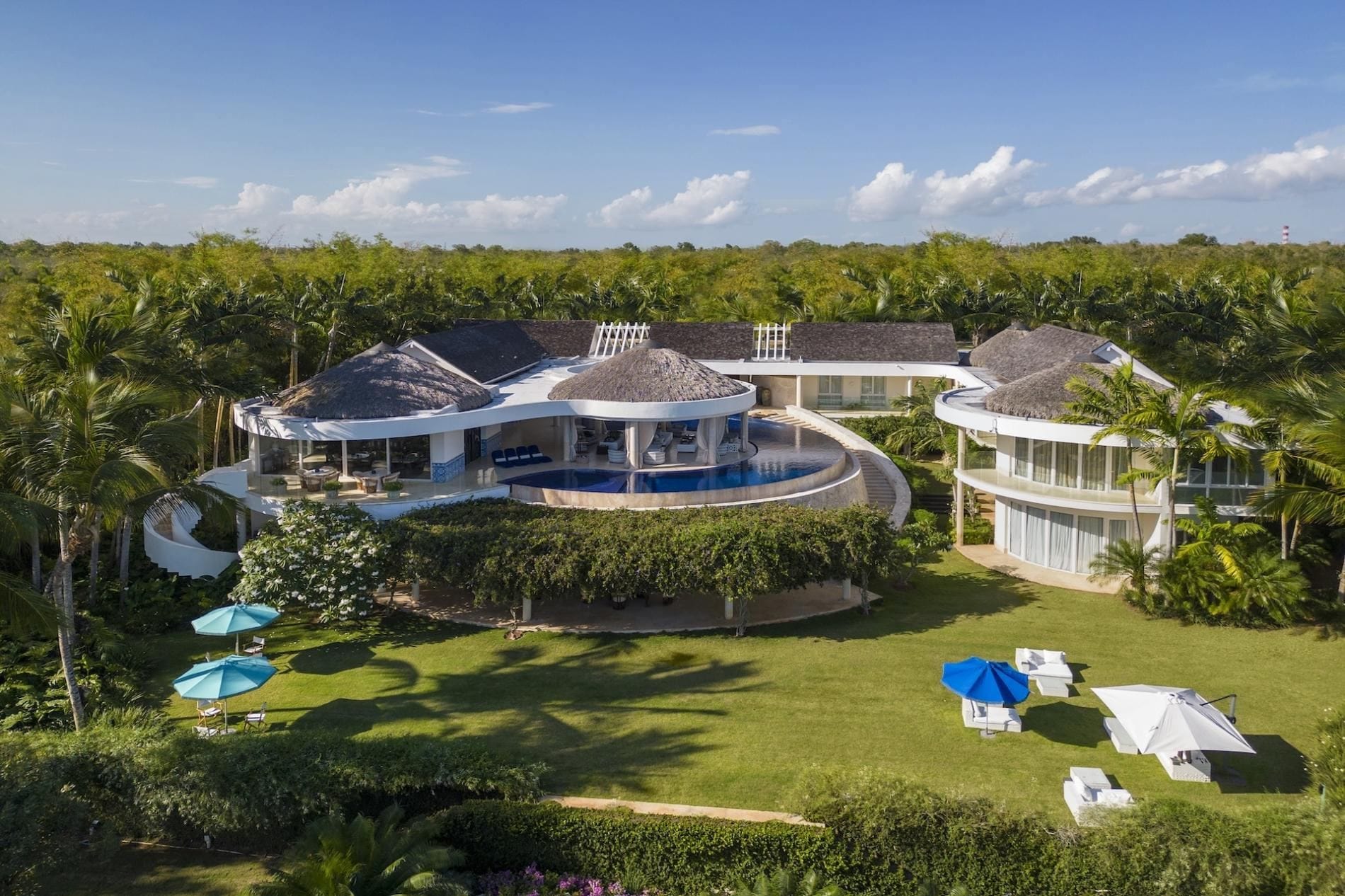 Villa Esfera — luxury villa photo 1