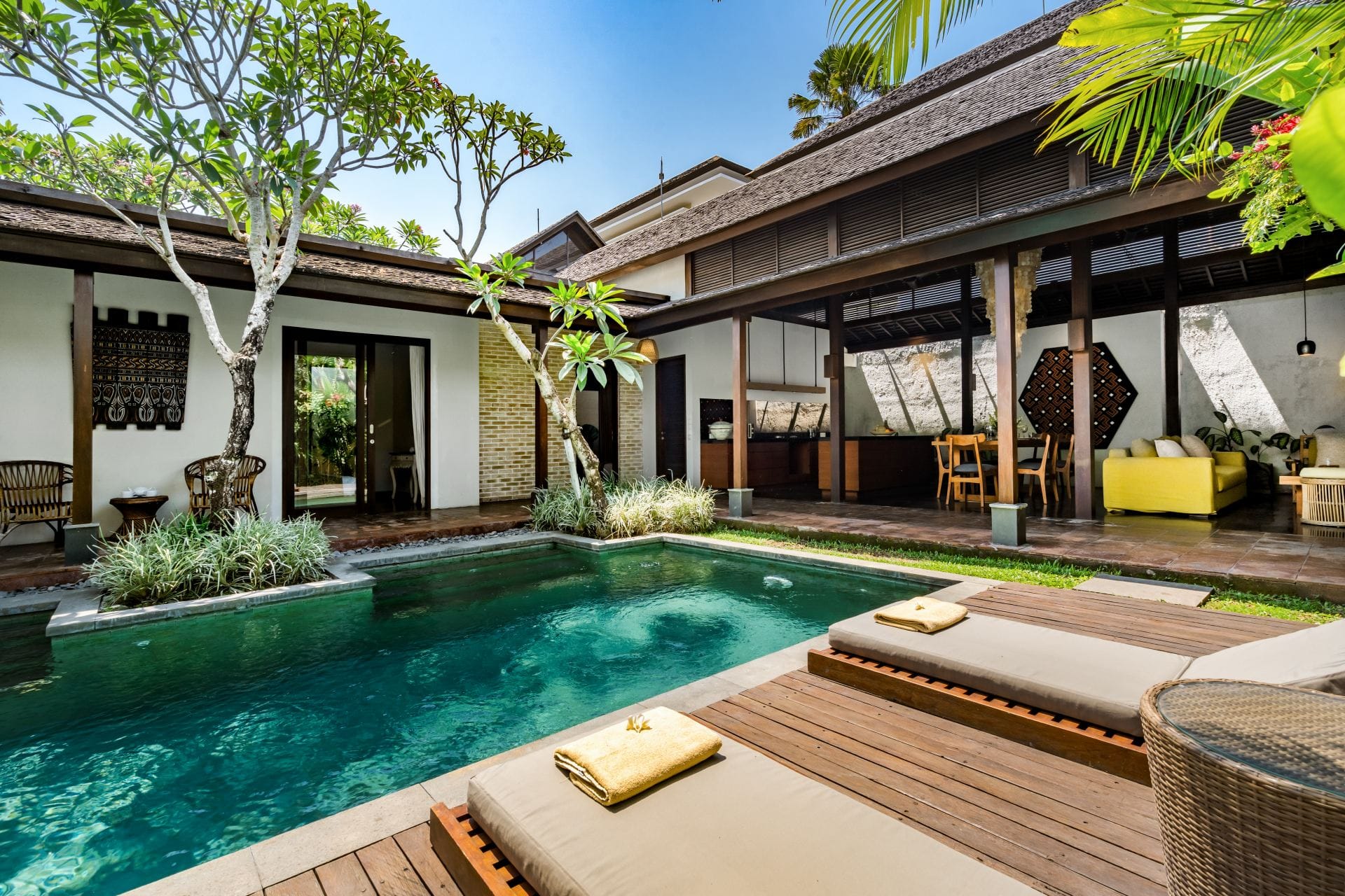 Bumbak Cempaka — luxury villa photo 1