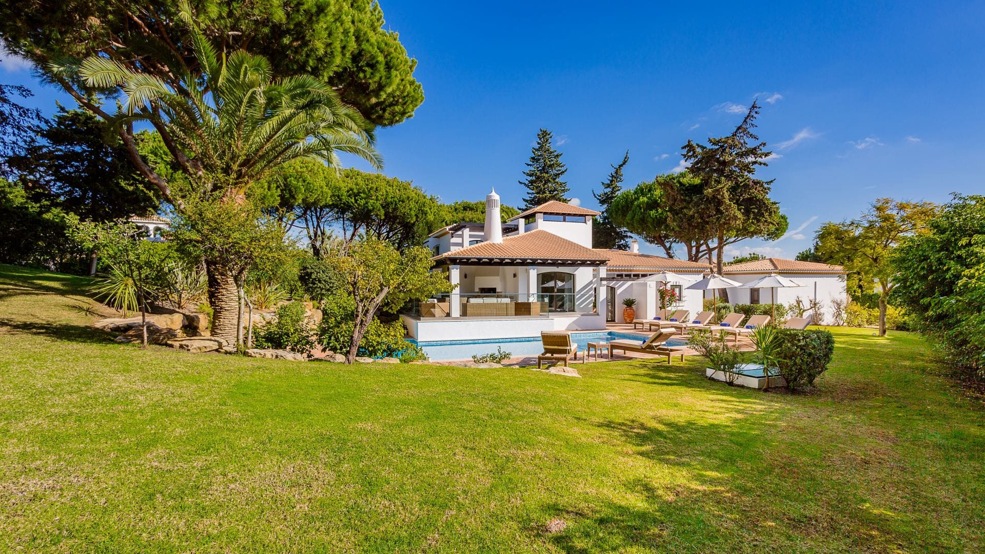 Villa Falesia — luxury villa photo 73