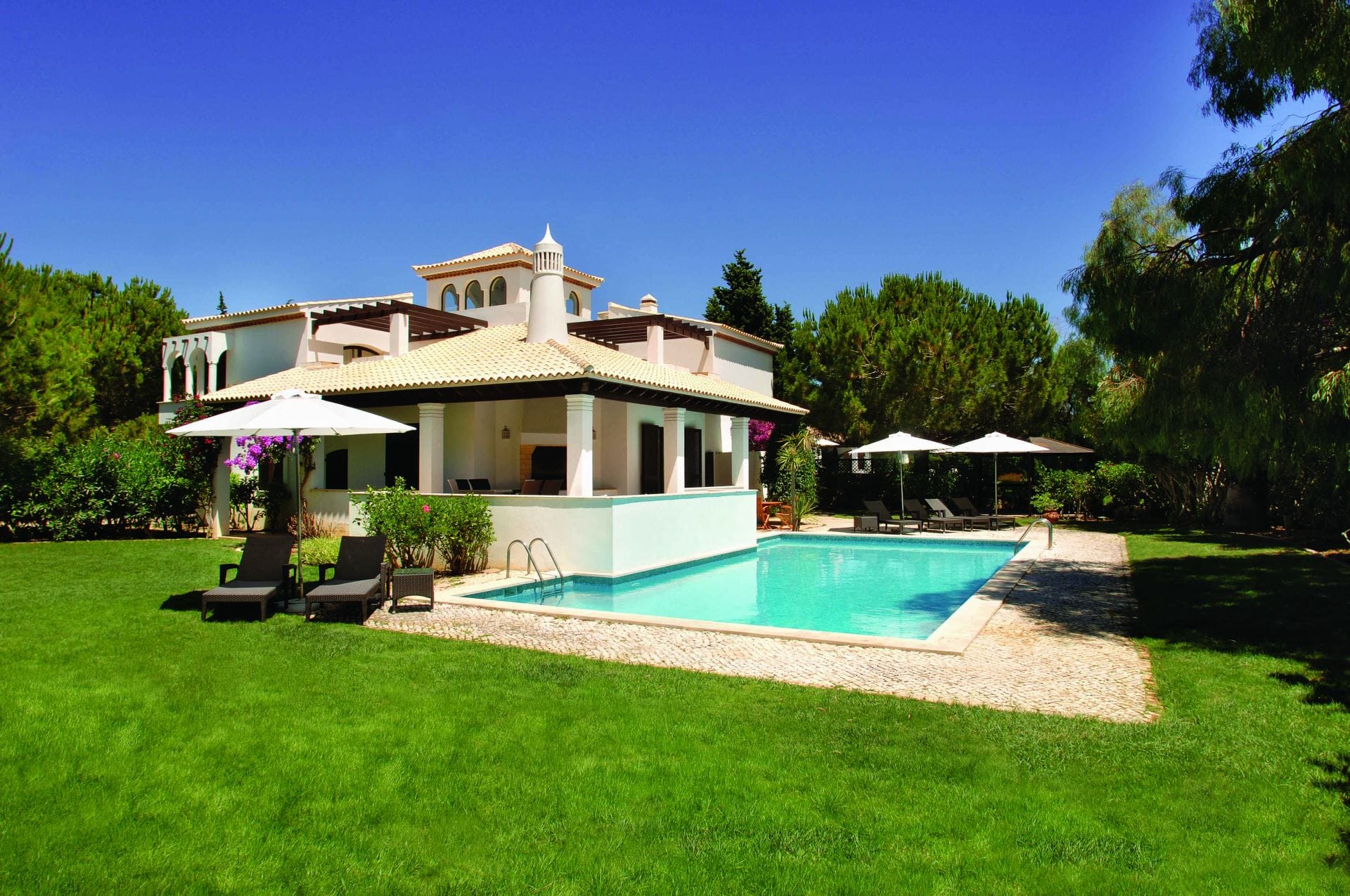 Villa Birdie — luxury villa photo 1