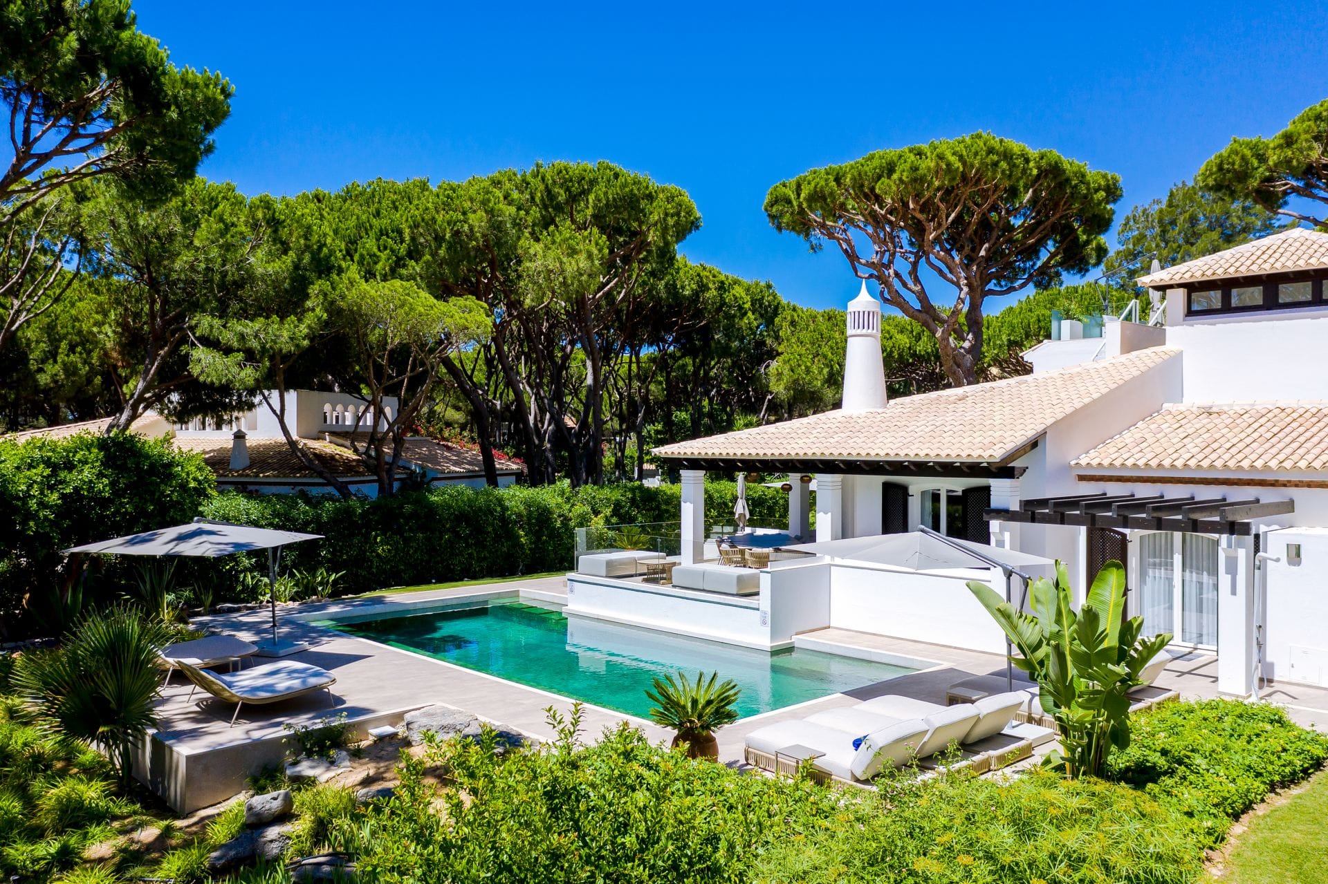 Villa Mianga — luxury villa photo 2