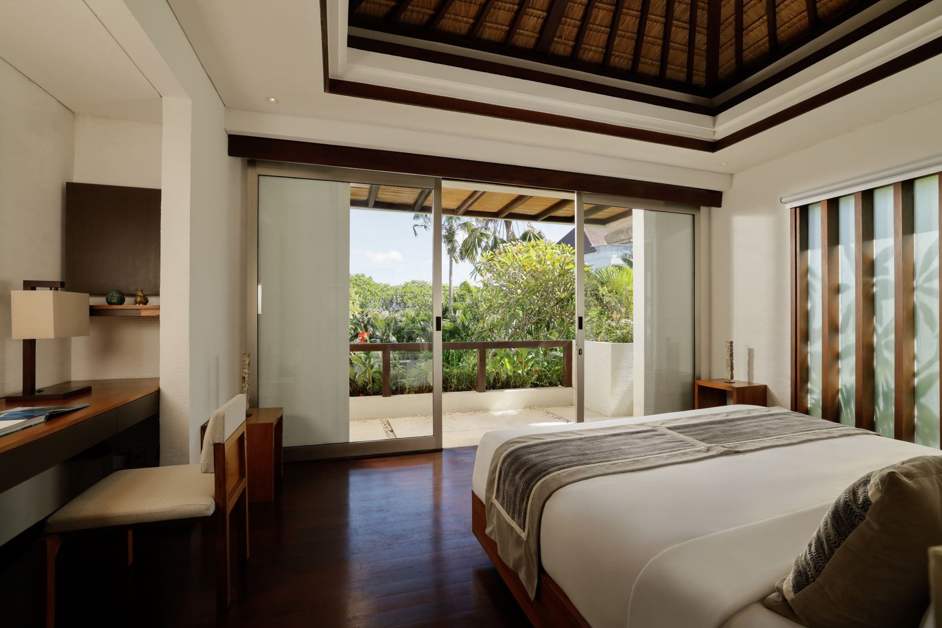 Jimbaran Bay Villas 3BR — luxury villa photo 1
