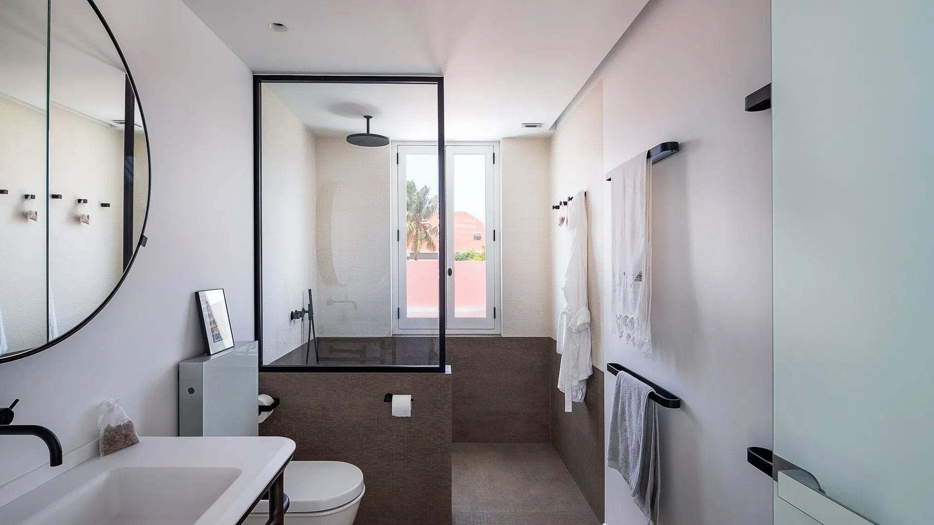 Villa Opus — luxury villa photo 2