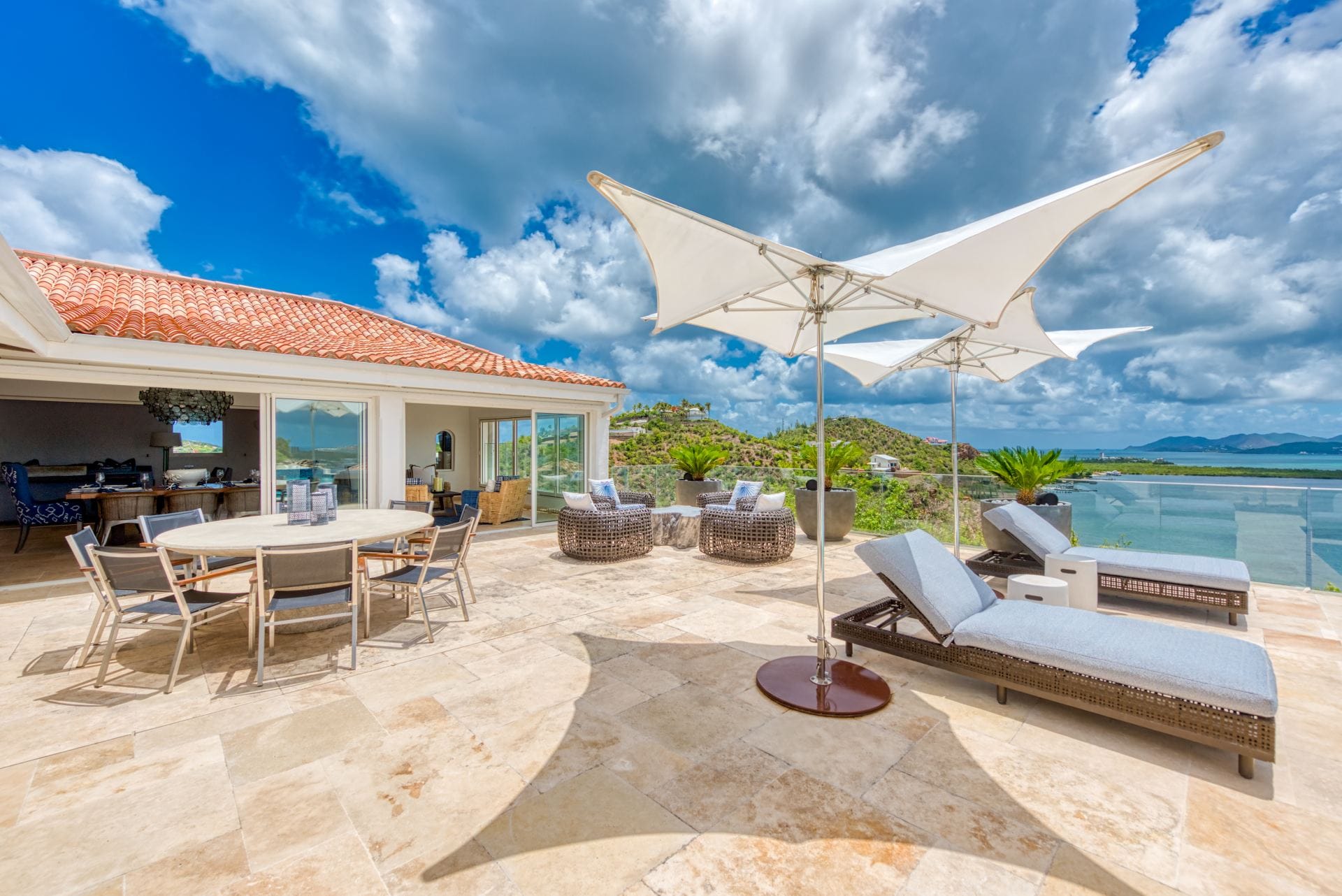 Villa Le Rocher St Martin — luxury villa photo 1