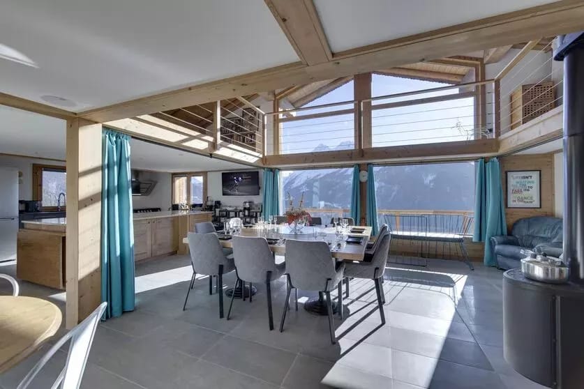 Chalet Evidence — luxury villa photo 1