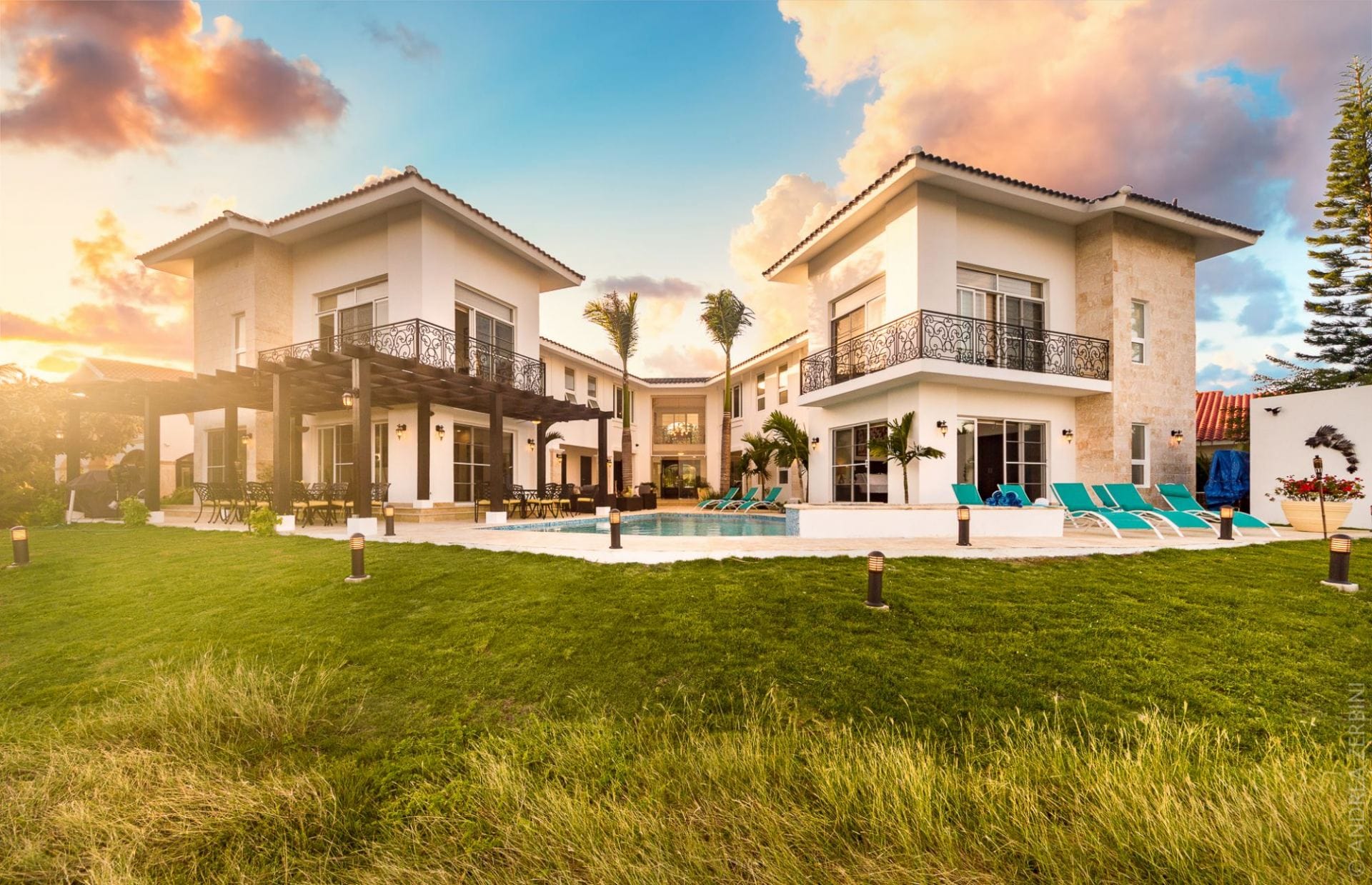 Villa Paraiso 8 BD — luxury villa photo 2