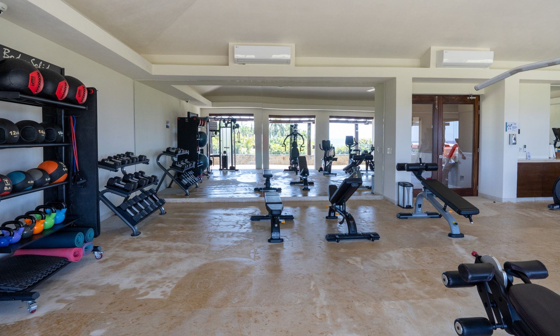 Villa Tau 131 — luxury villa photo 2