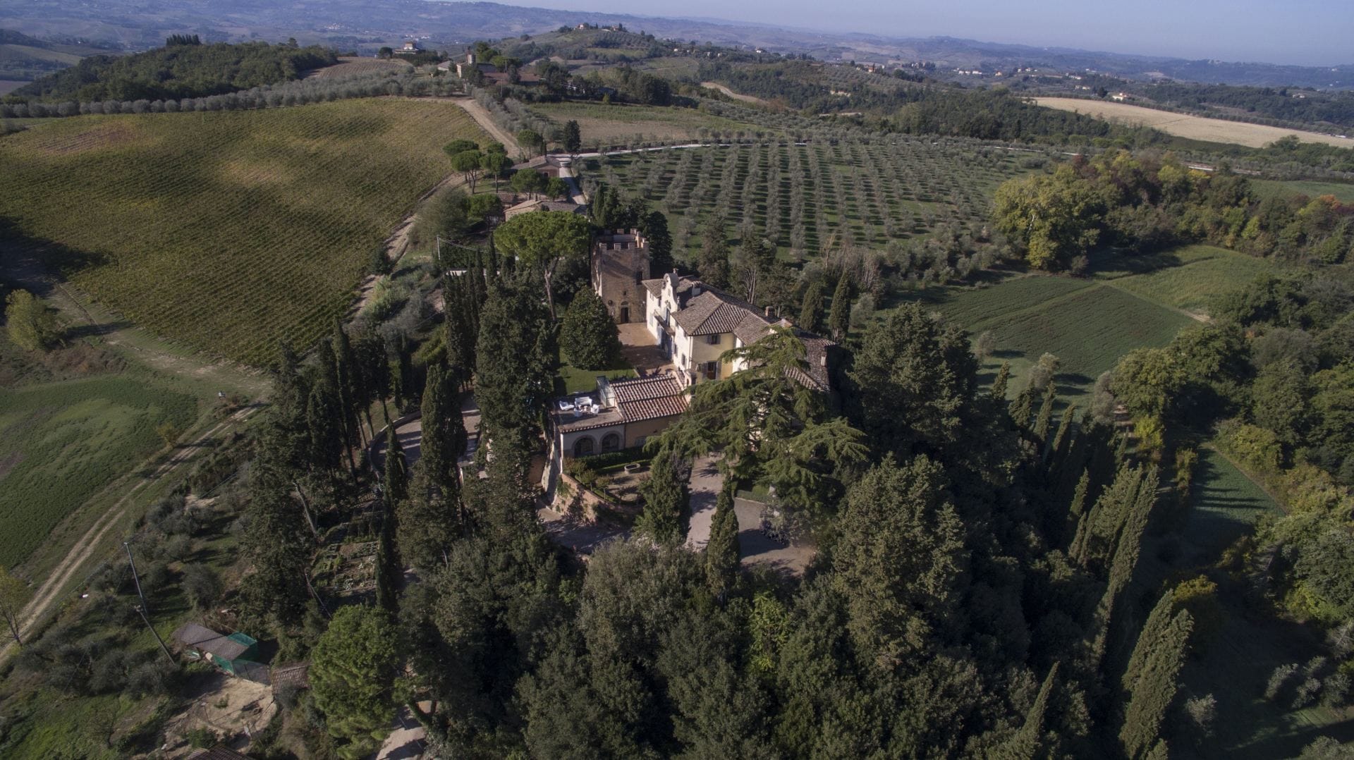 Castello di Cabbiavoli — luxury villa photo 2