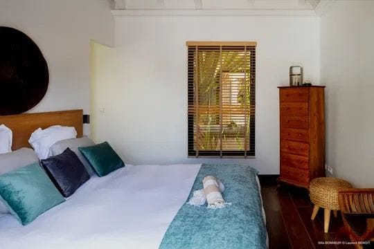 Villa Bonheur — luxury villa photo 1