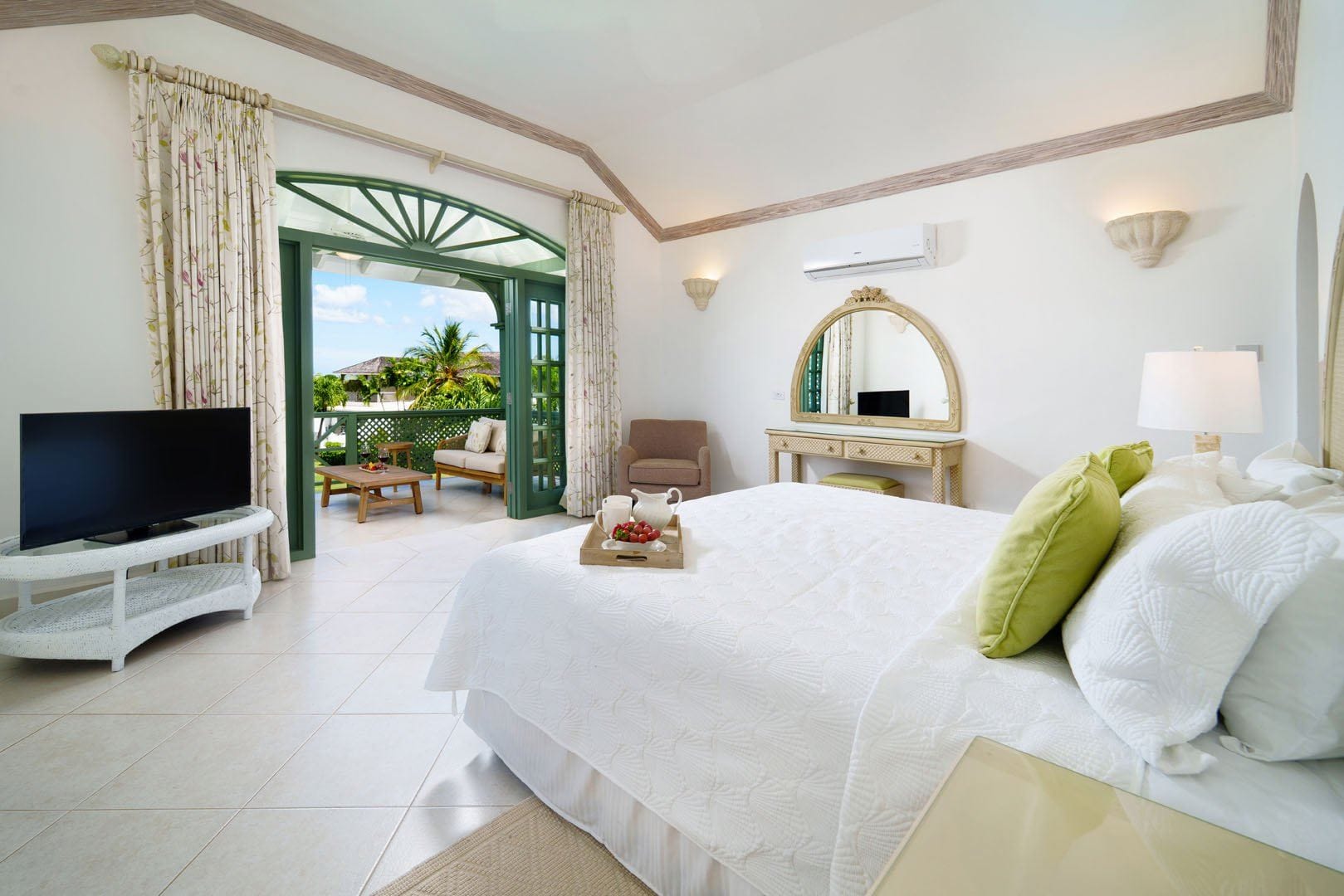 Sugar Hill Frangipani — luxury villa photo 27