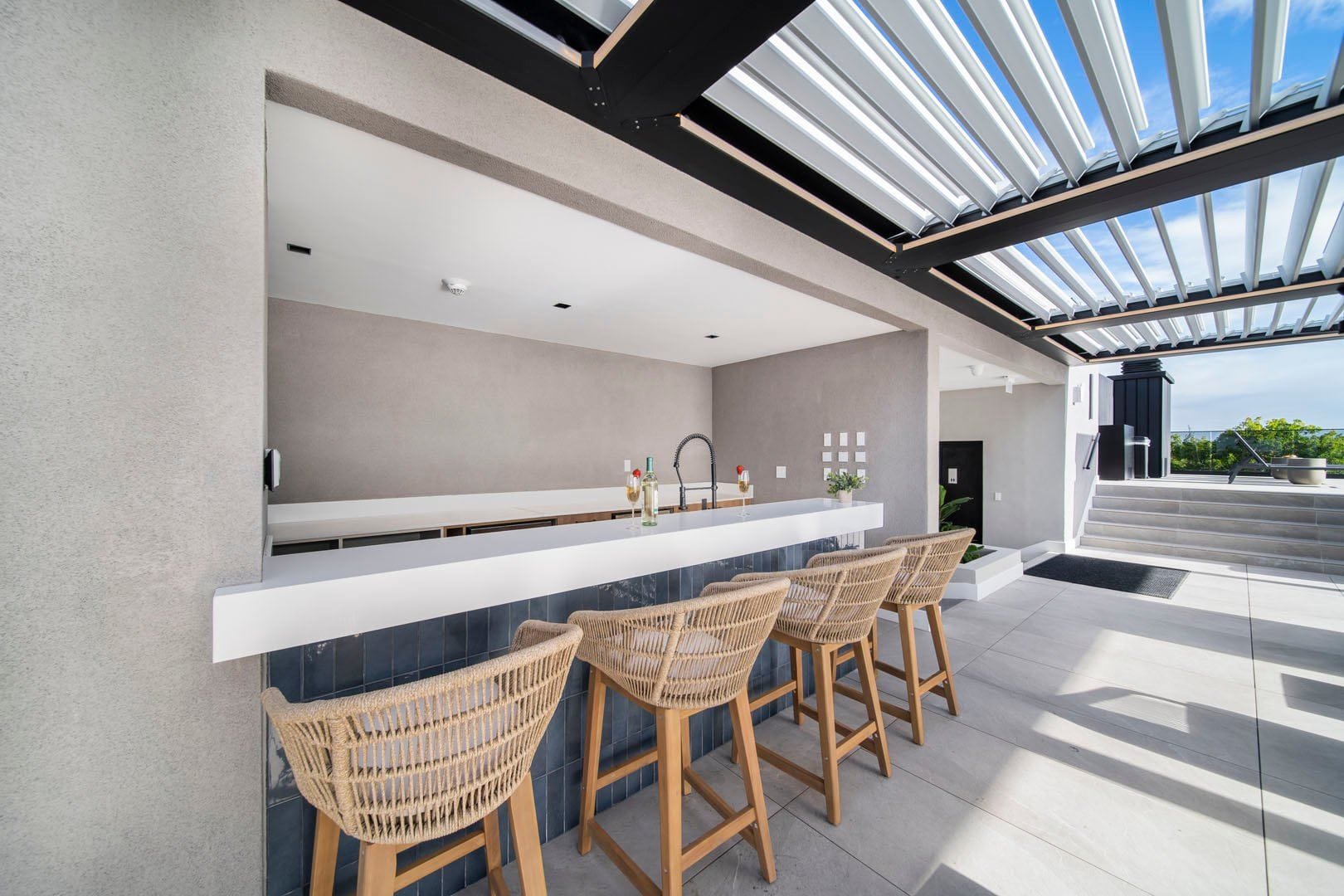 Allure 204 — luxury villa photo 2