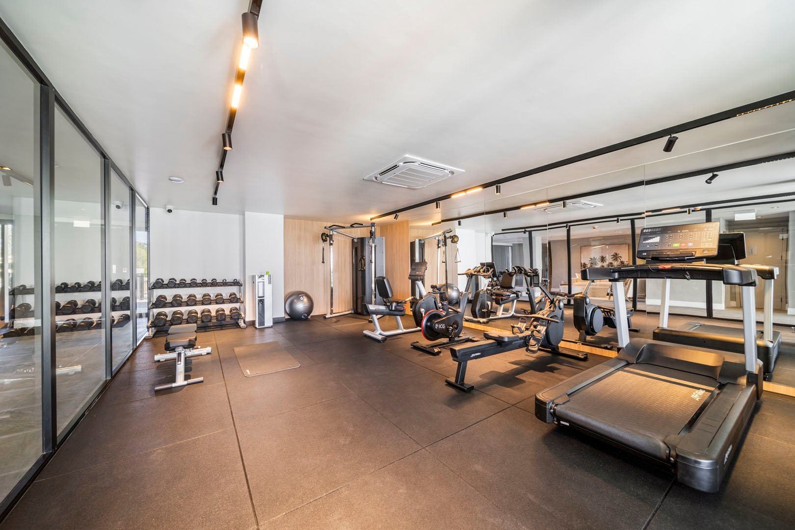 Allure 402 — luxury villa photo 26
