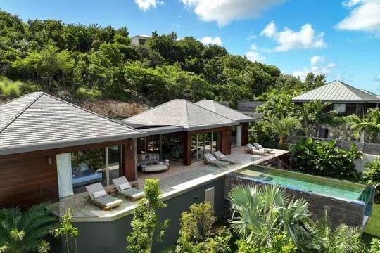 Villa Golden Eye — luxury villa photo 2