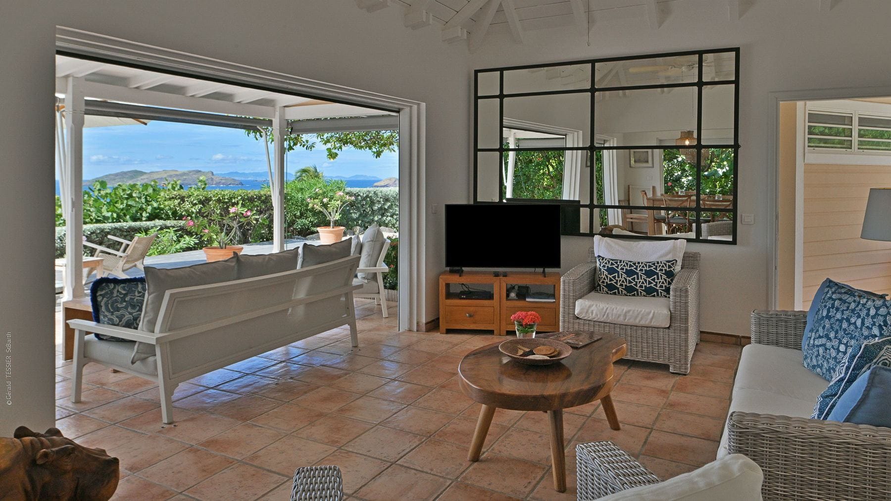 Villa Les Cazes — luxury villa photo 1