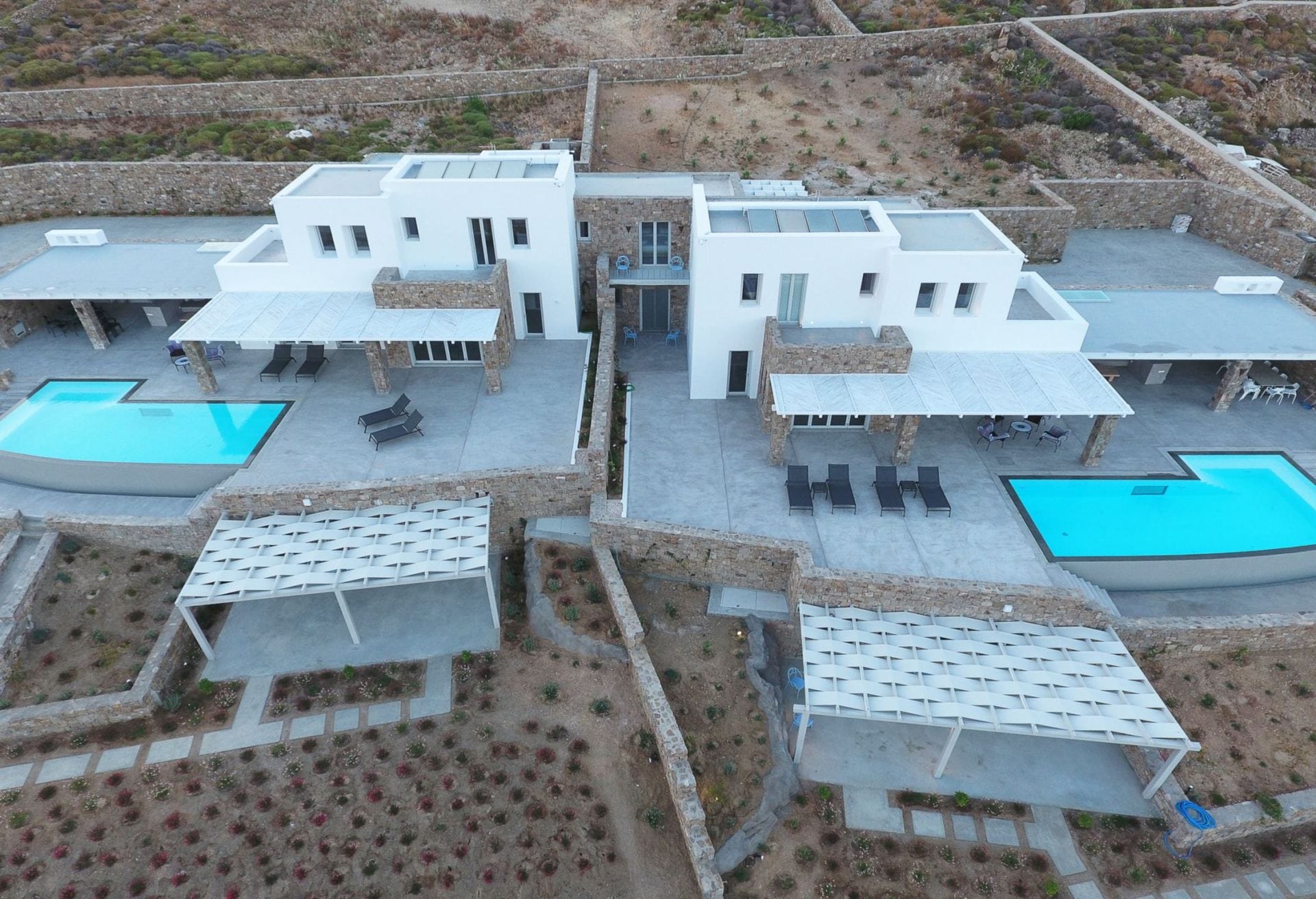 Roman Estate — luxury villa photo 1